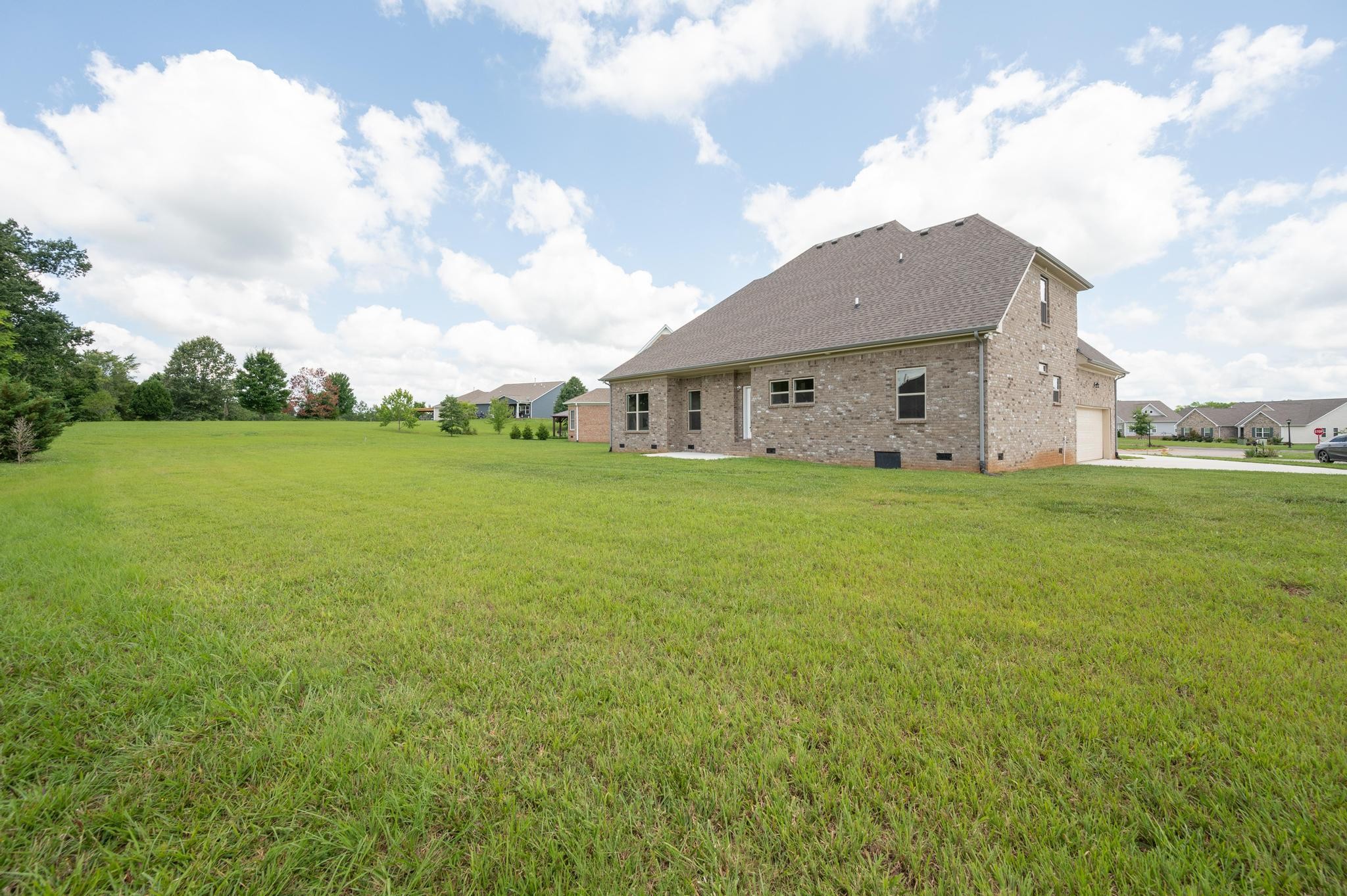 104 Waycross Dr
