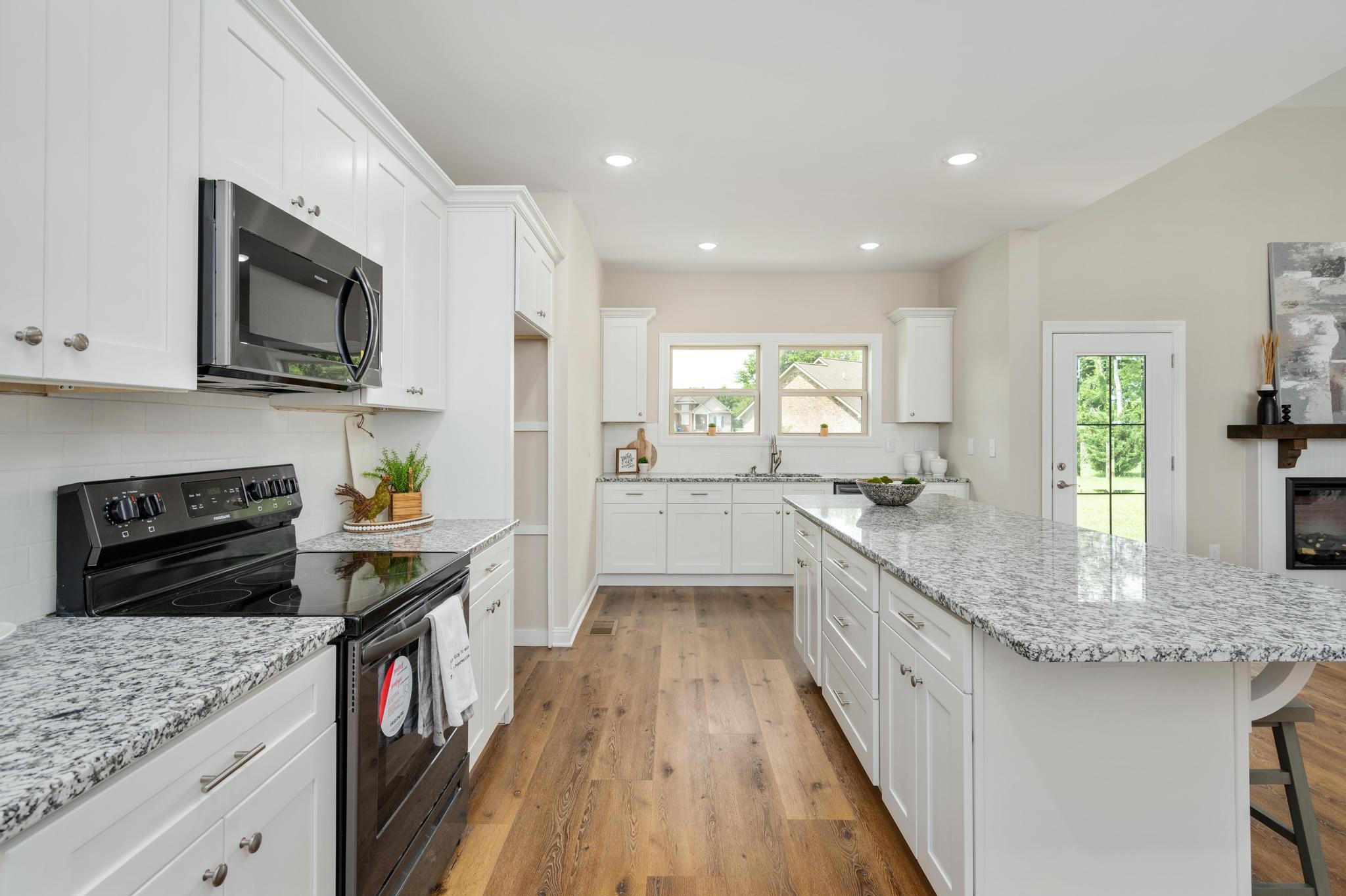 104 Waycross Dr