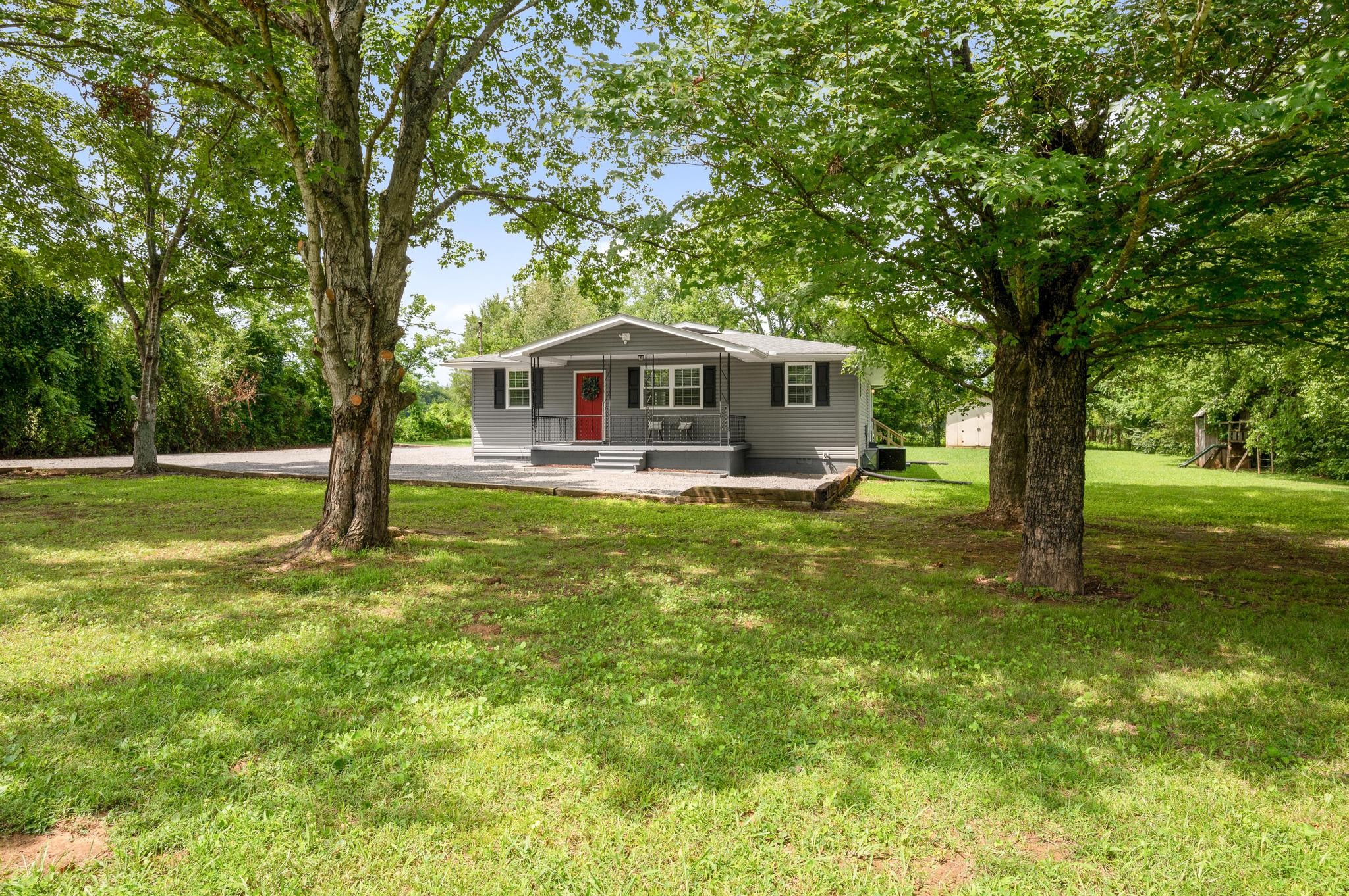422 Frank Martin Rd