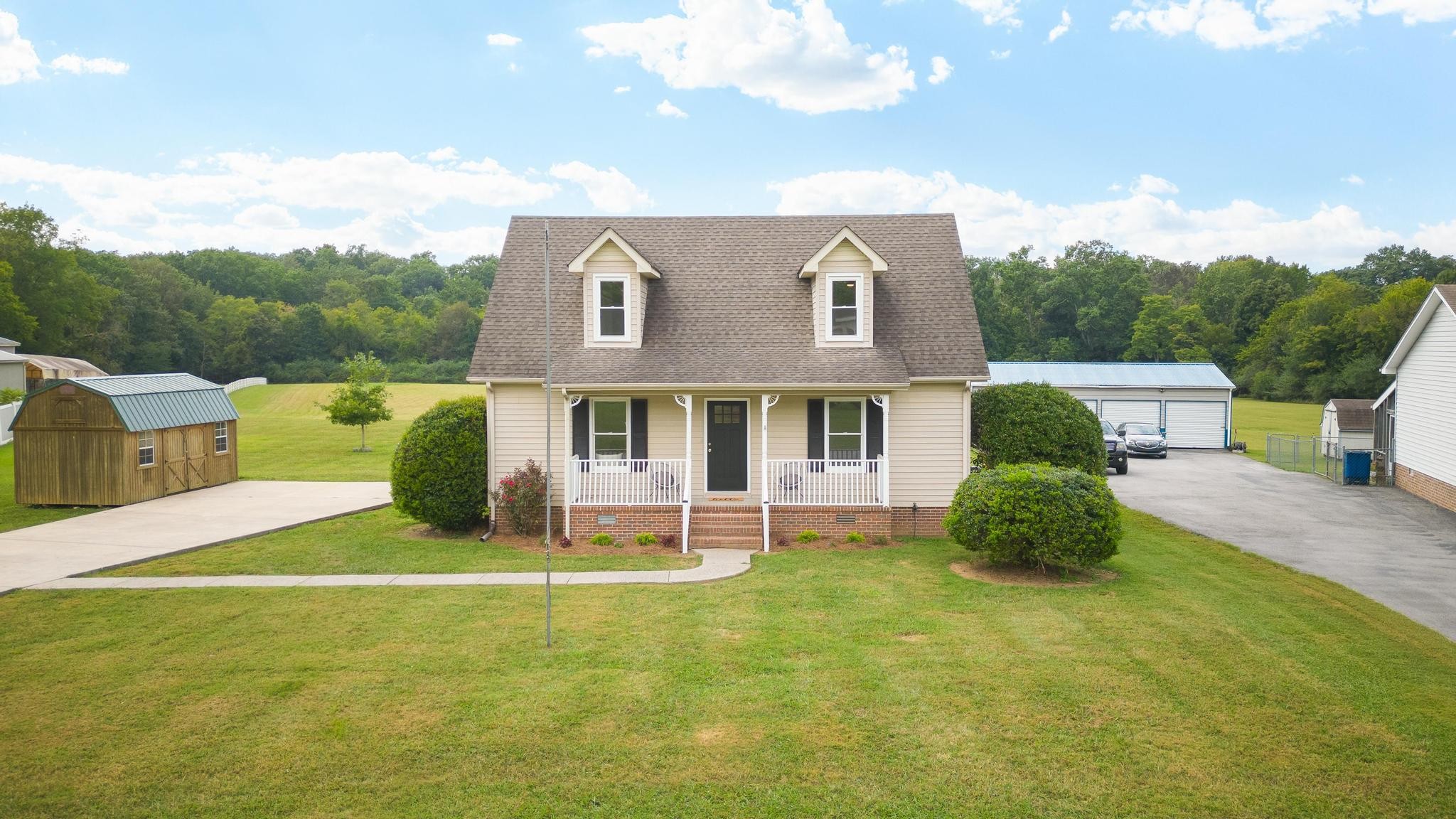 213 Edgeview Dr