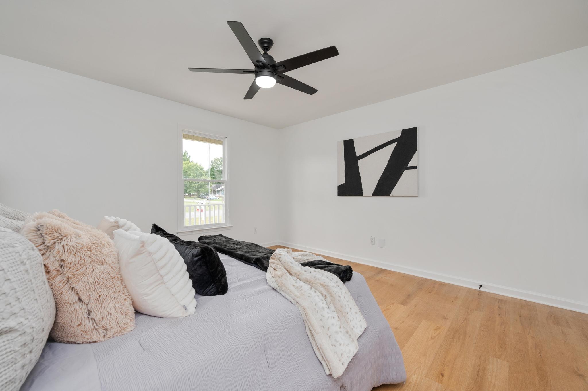213 Edgeview Dr