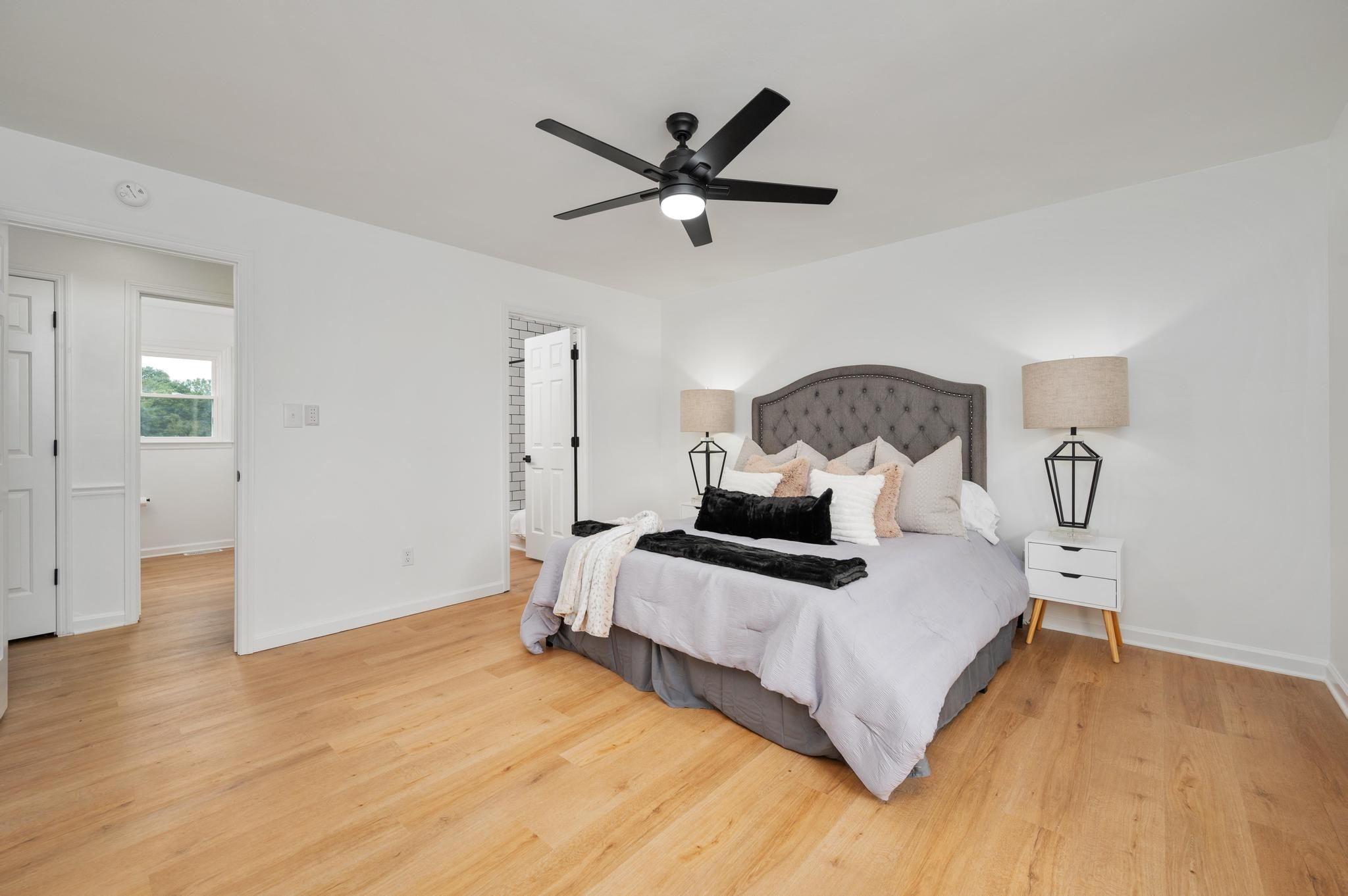 213 Edgeview Dr