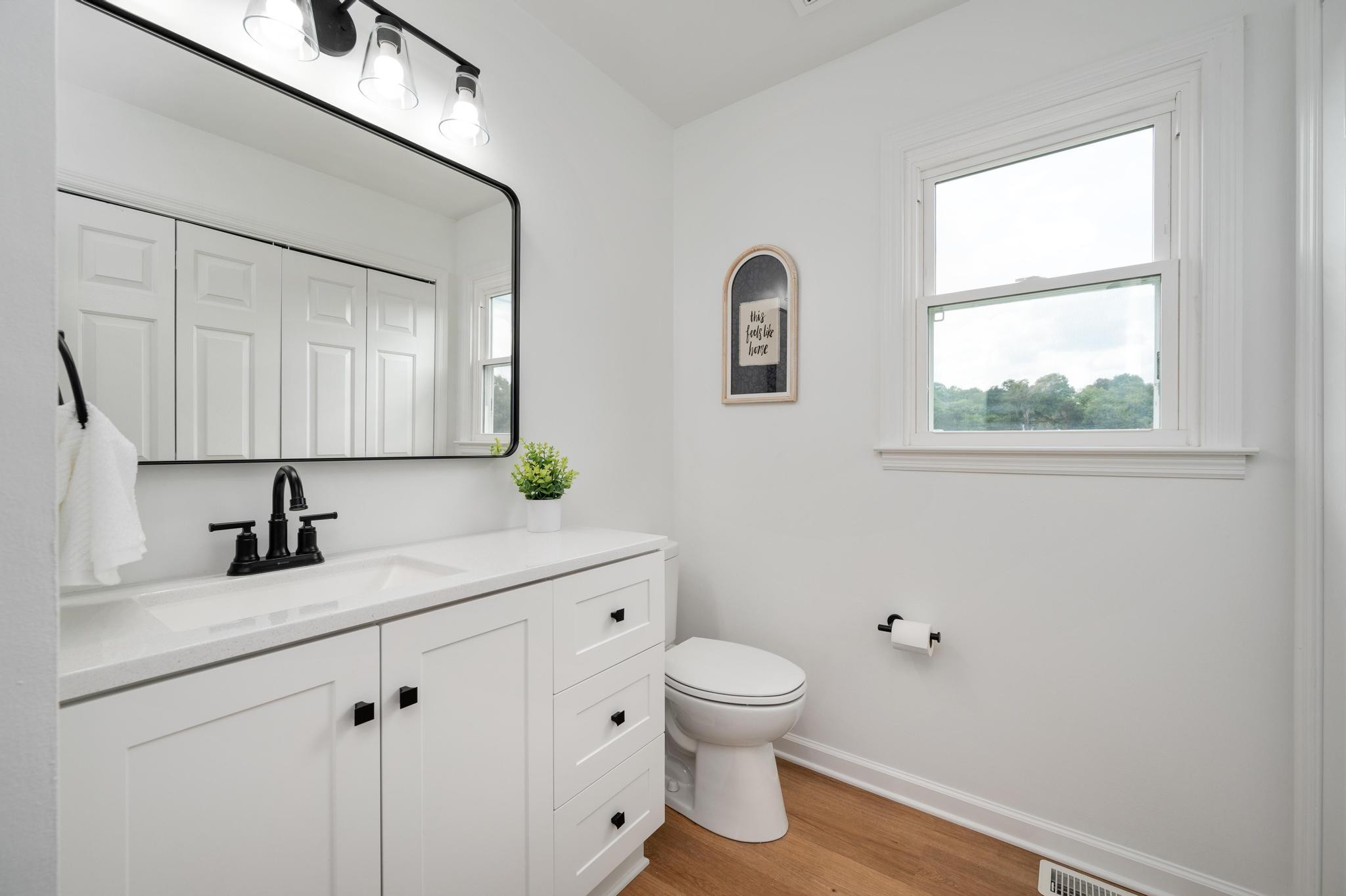 213 Edgeview Dr
