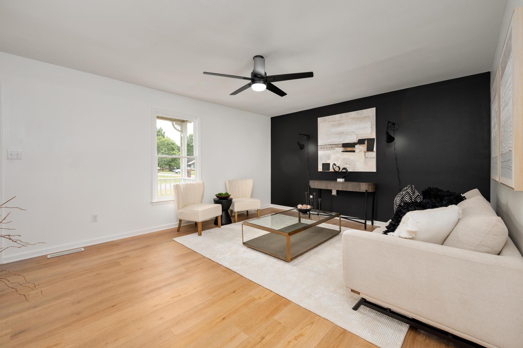 213 Edgeview Dr