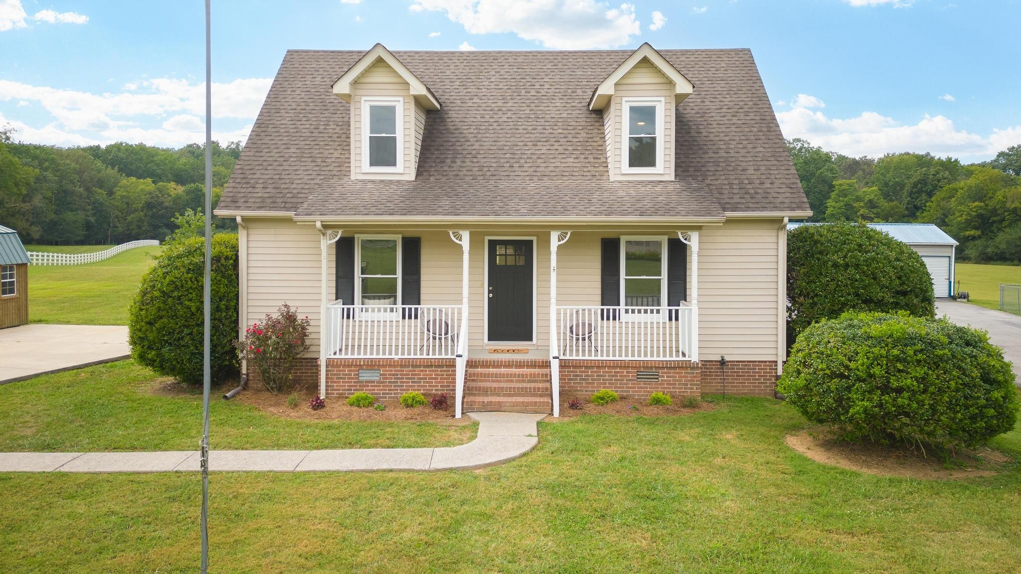 213 Edgeview Dr