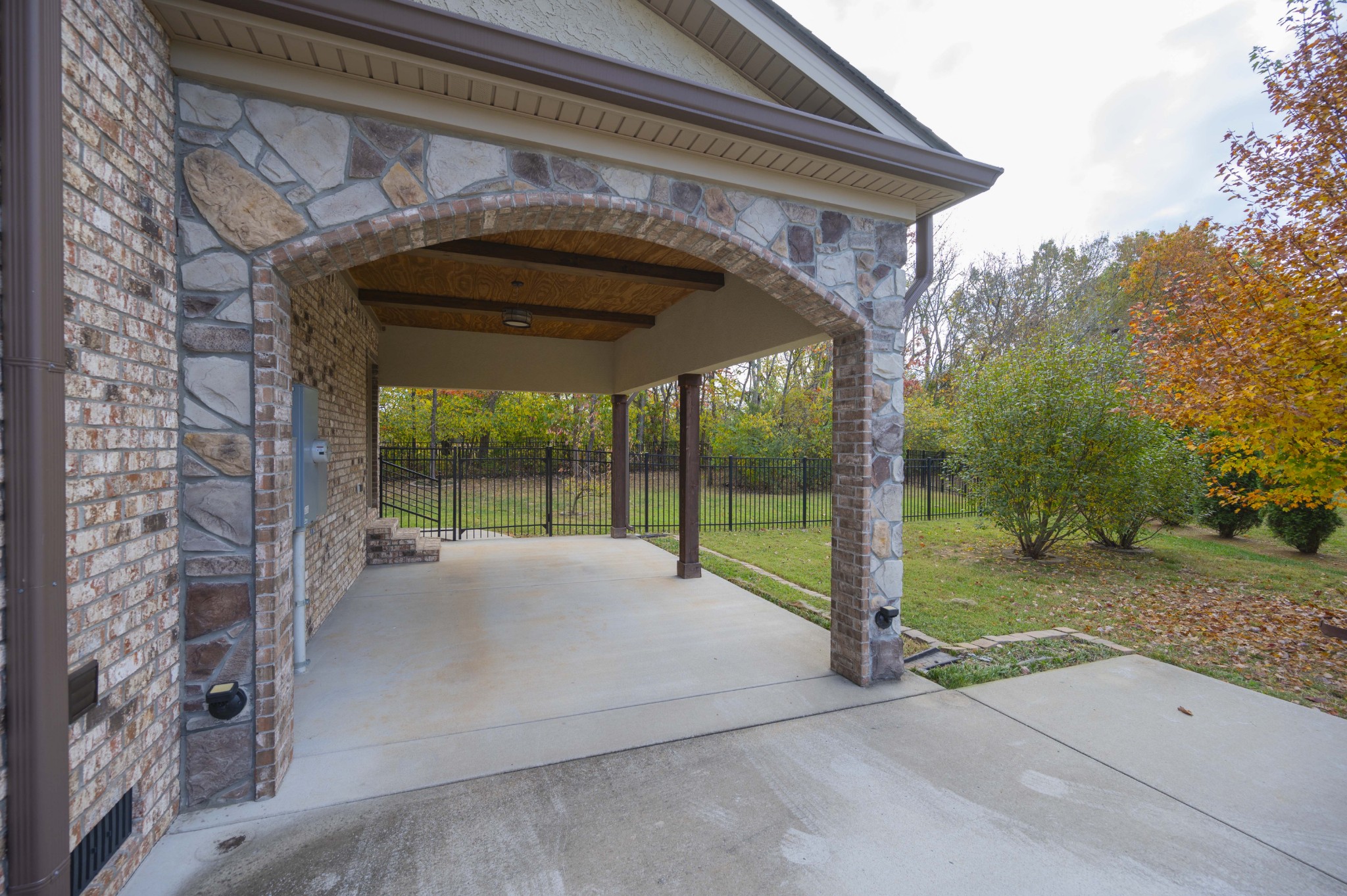 972 Nevason Ct