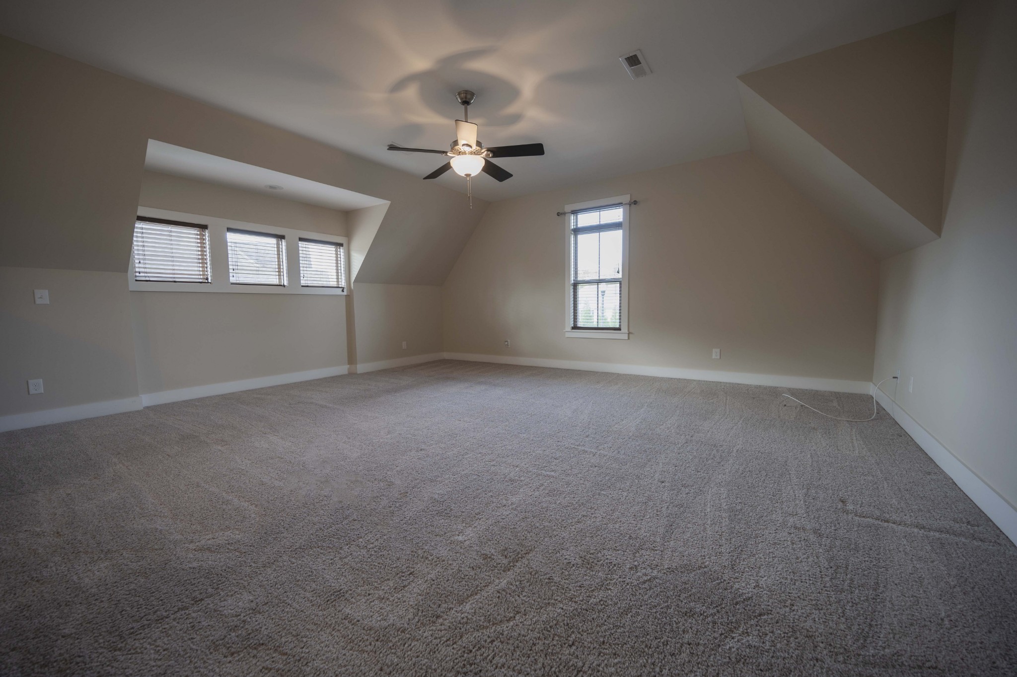 972 Nevason Ct
