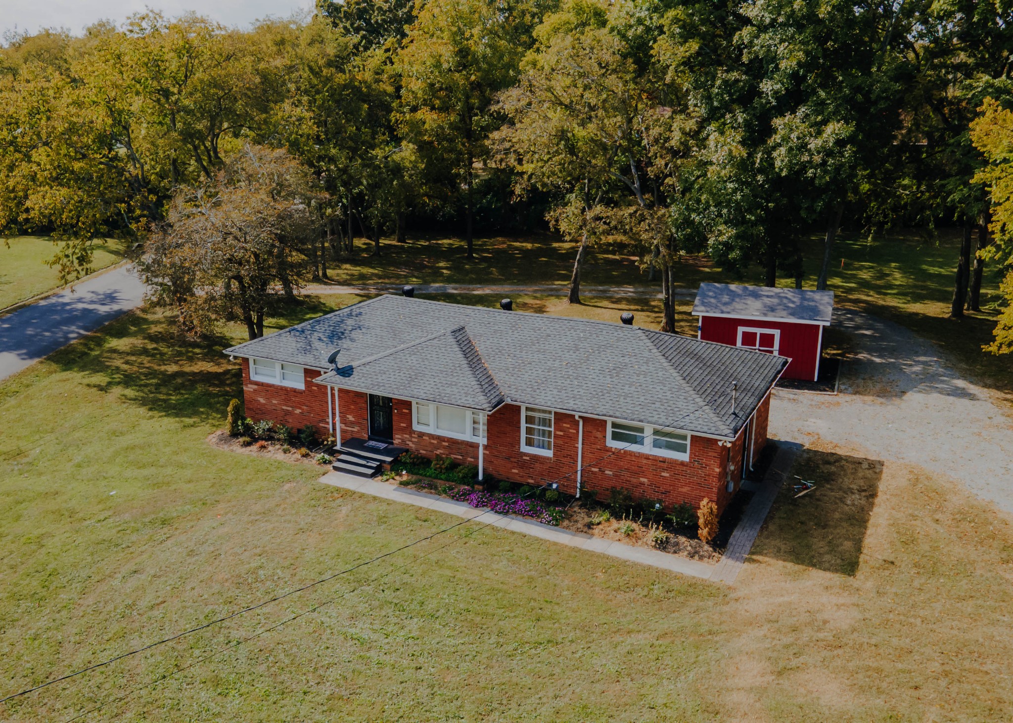 1505 Leaf Ave