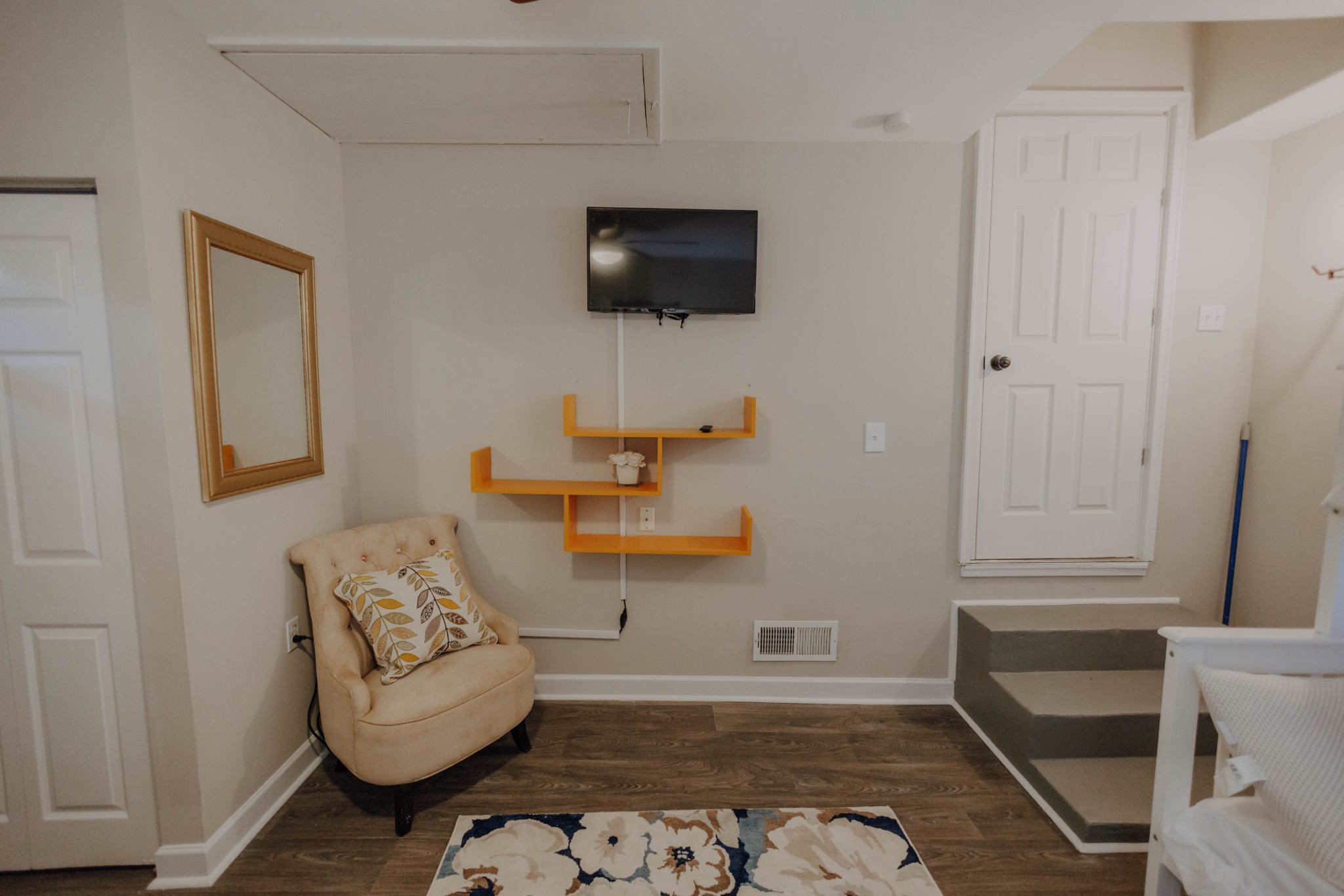 1505 Leaf Ave