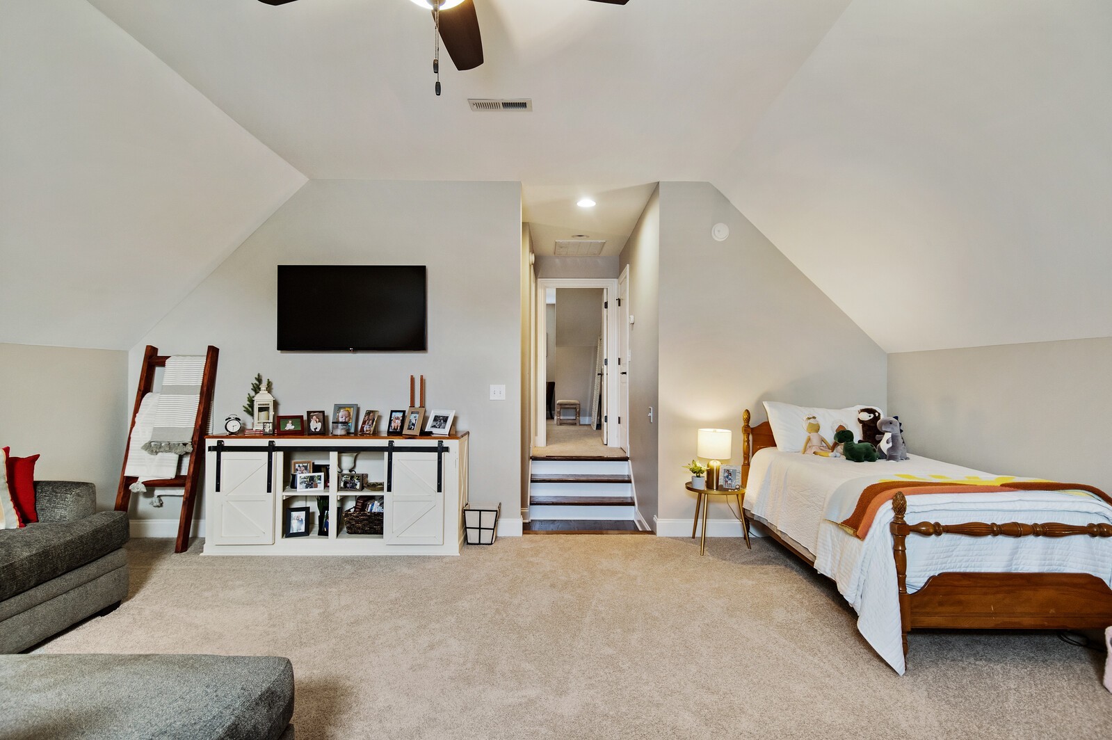 2821 Beaulah Dr