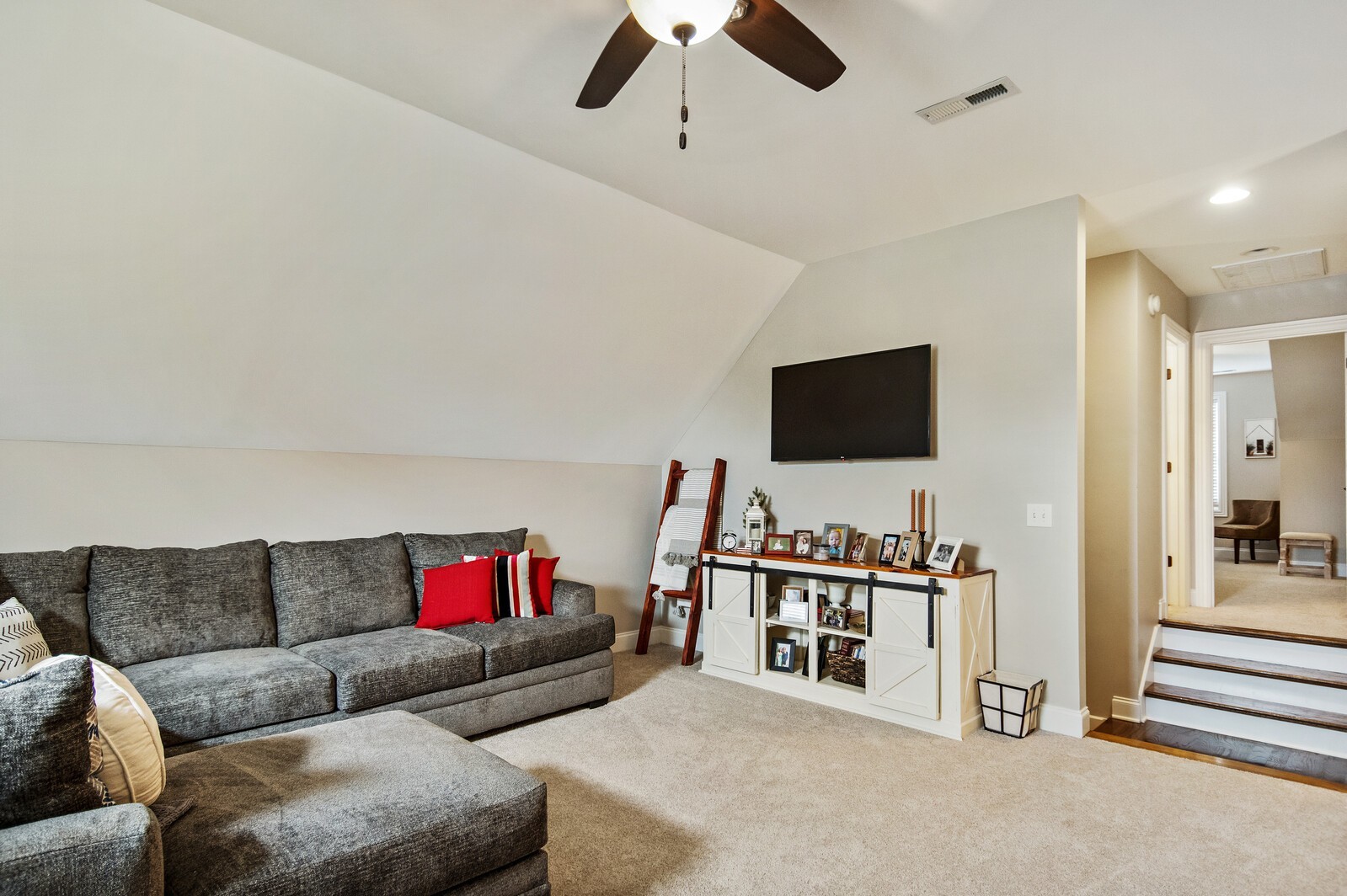 2821 Beaulah Dr