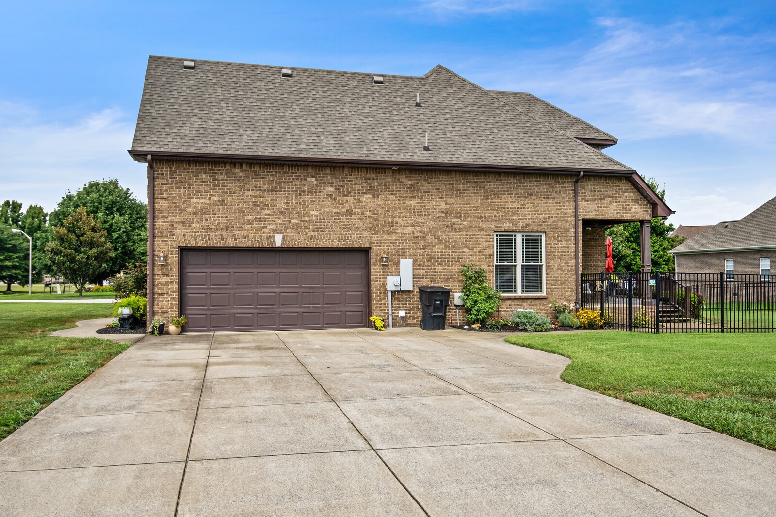 2821 Beaulah Dr
