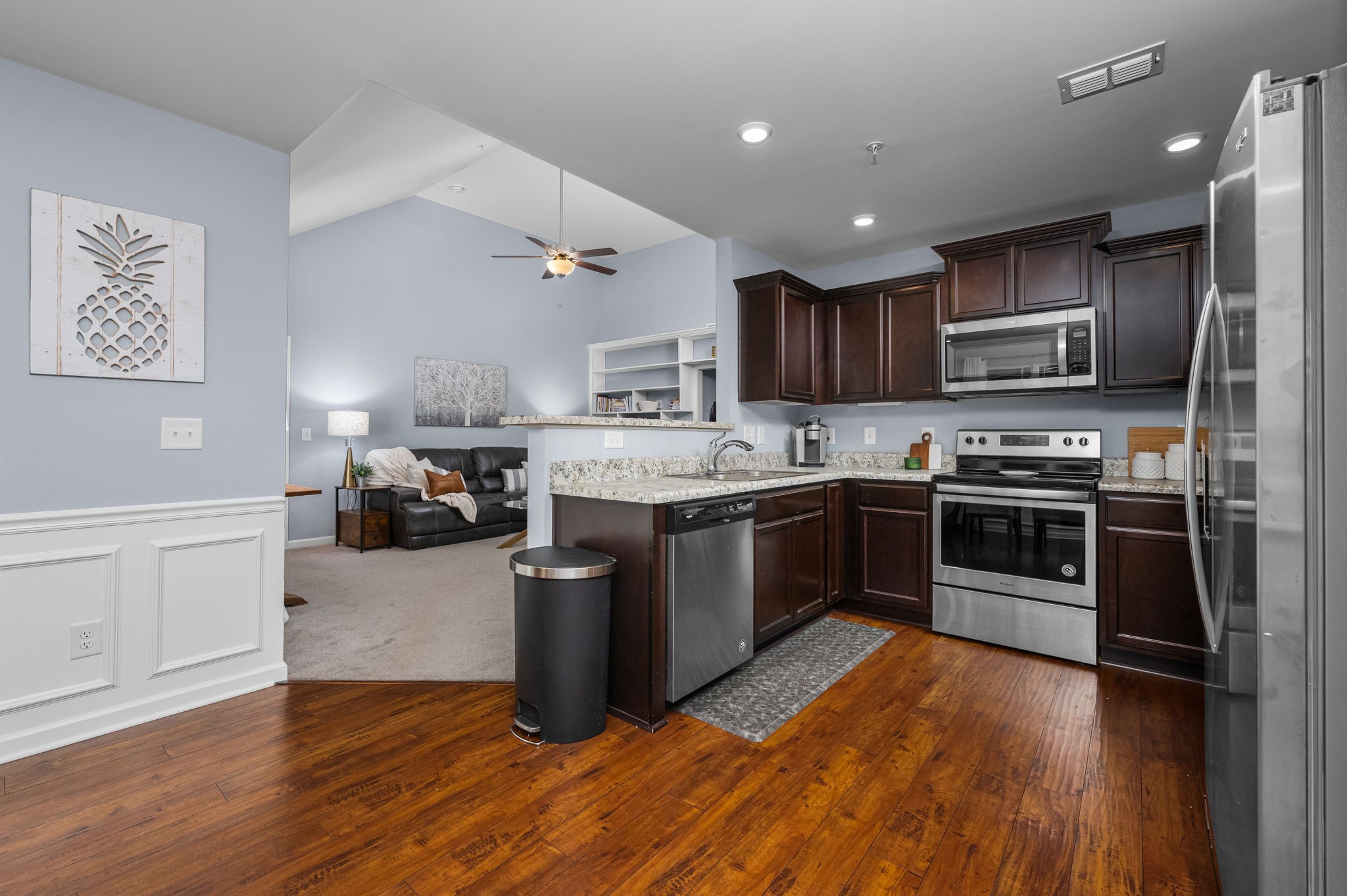 309 Bakerview St