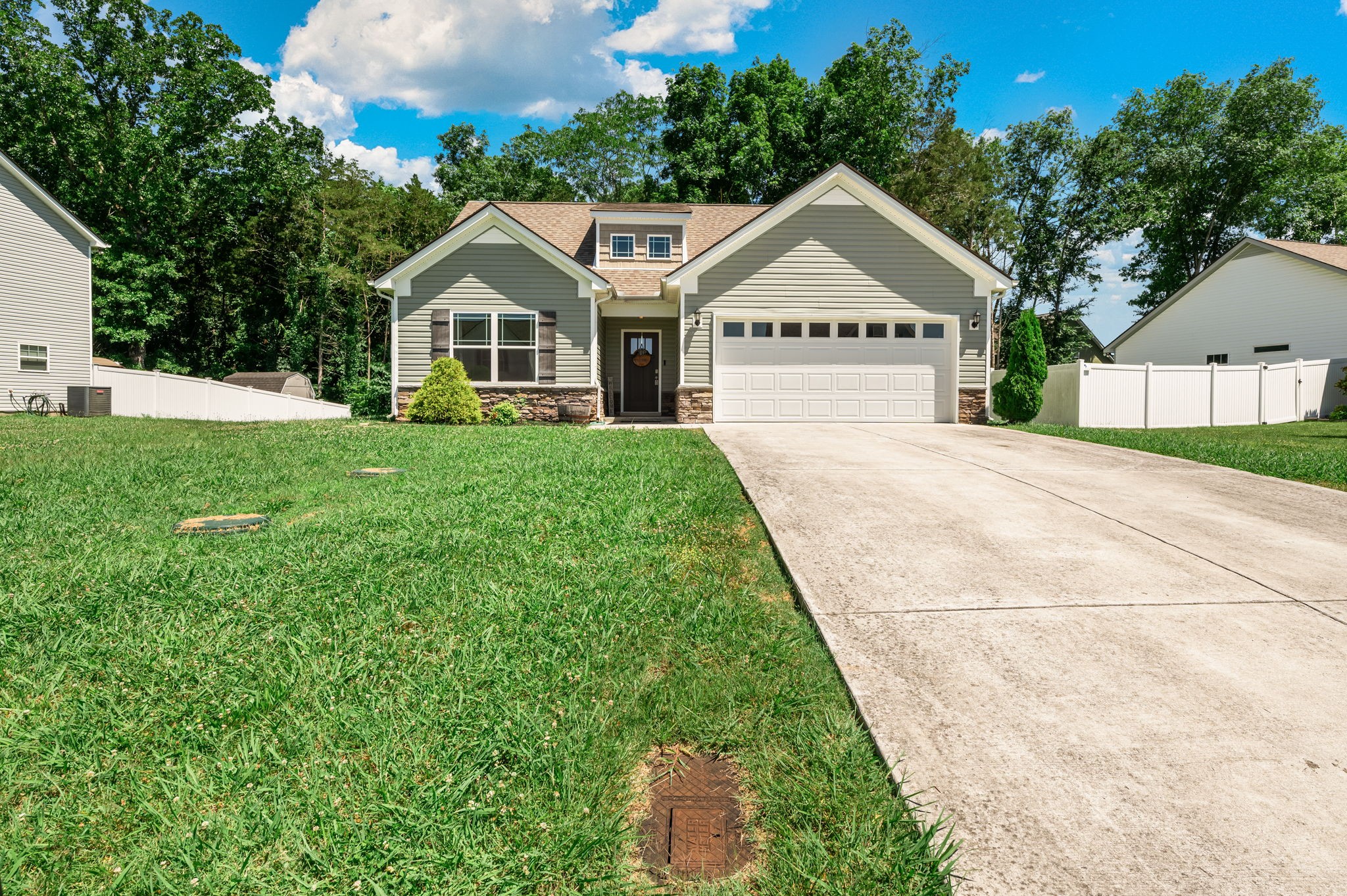 309 Bakerview St