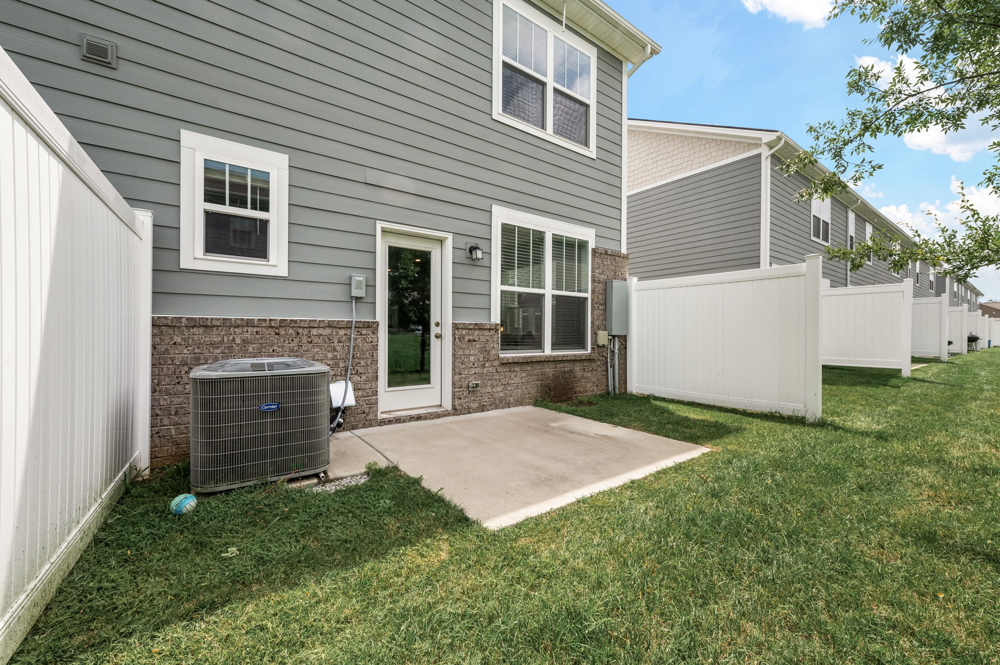 1727 Frodo Way