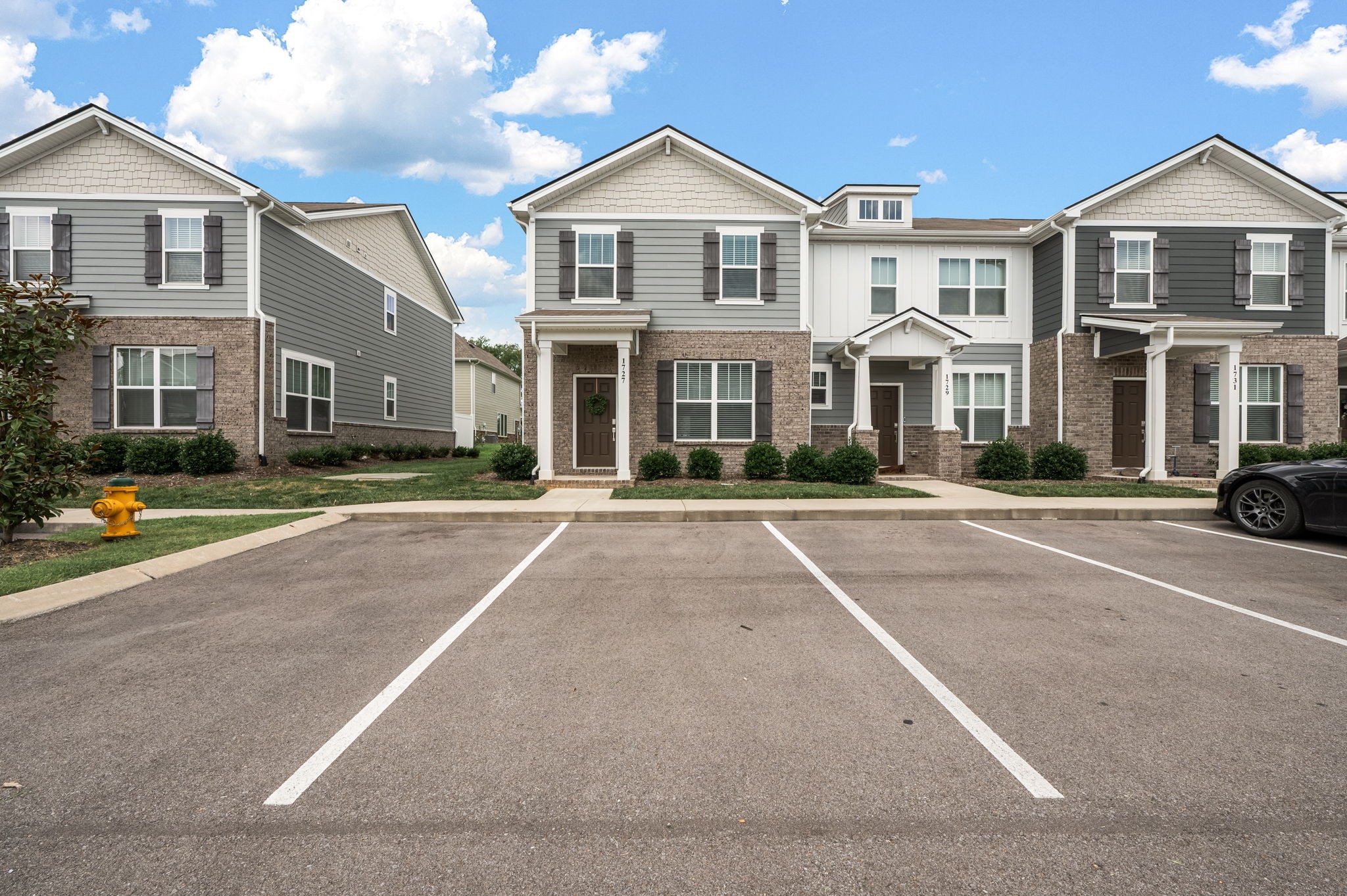 1727 Frodo Way