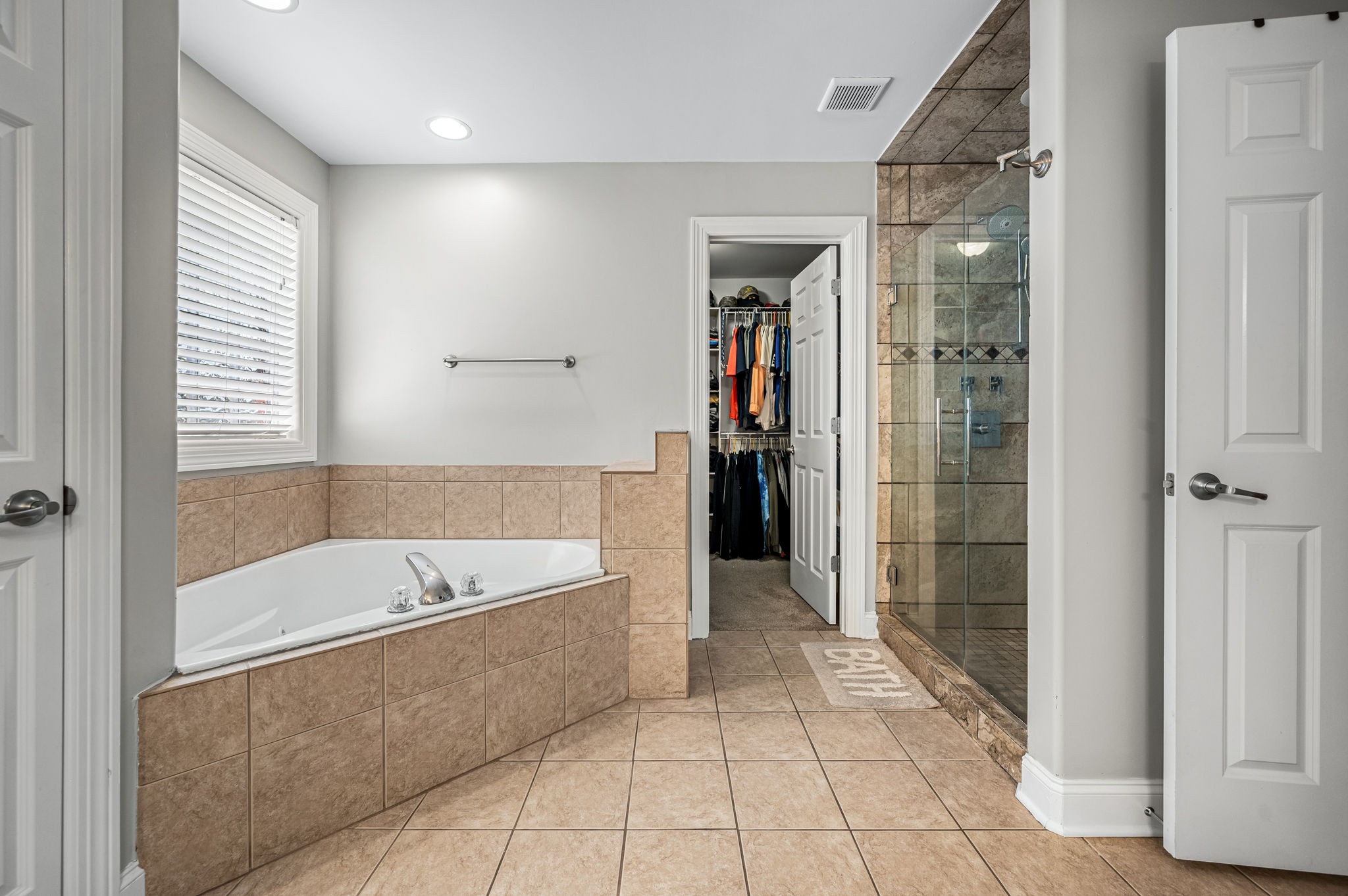 1406 Balson Dr