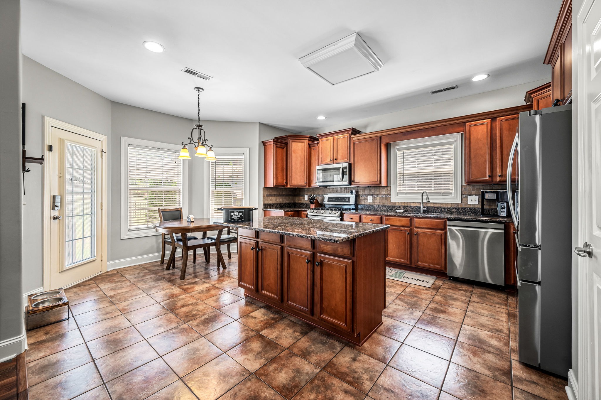1406 Balson Dr