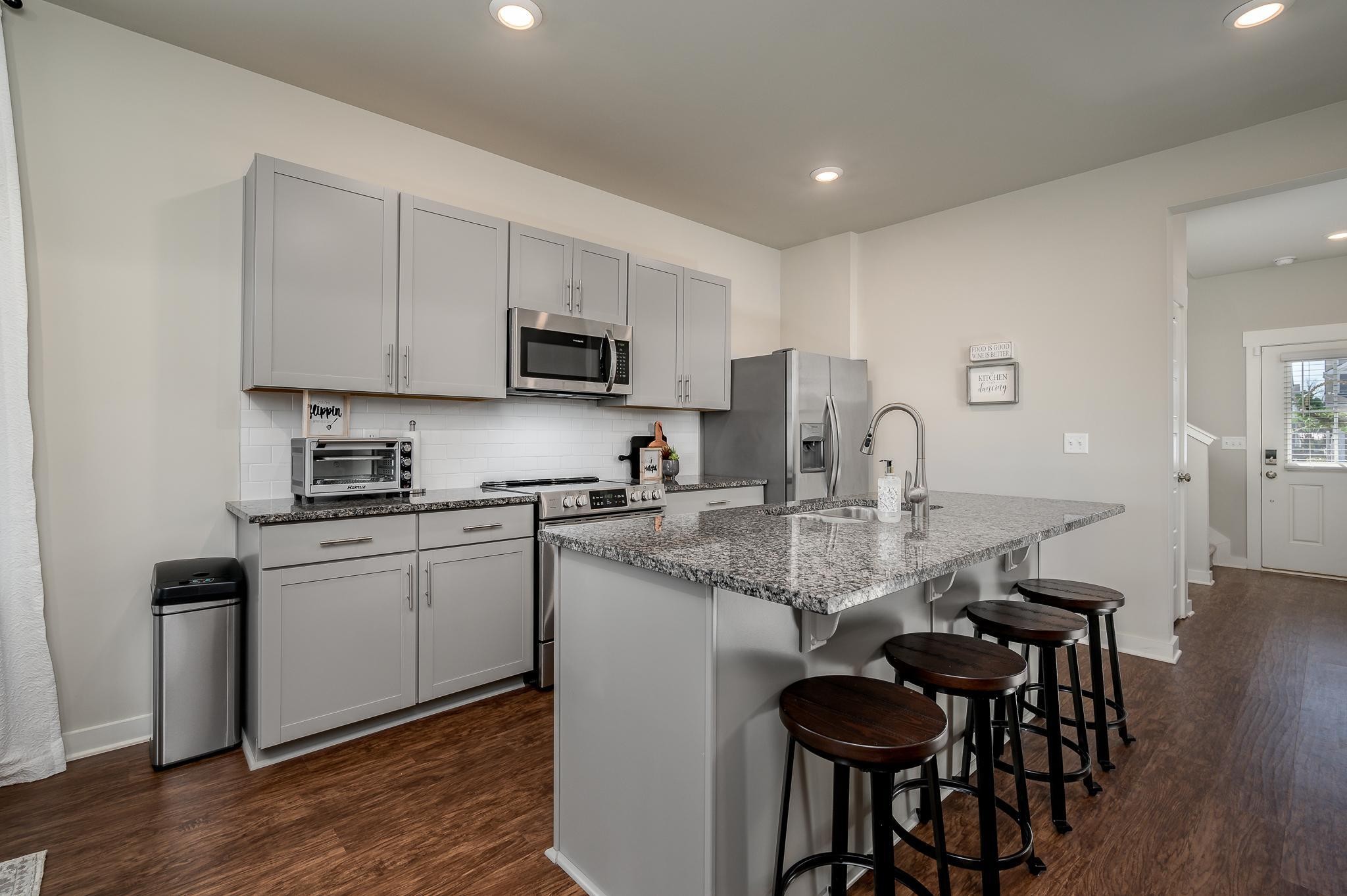 4214 Aragorn Way