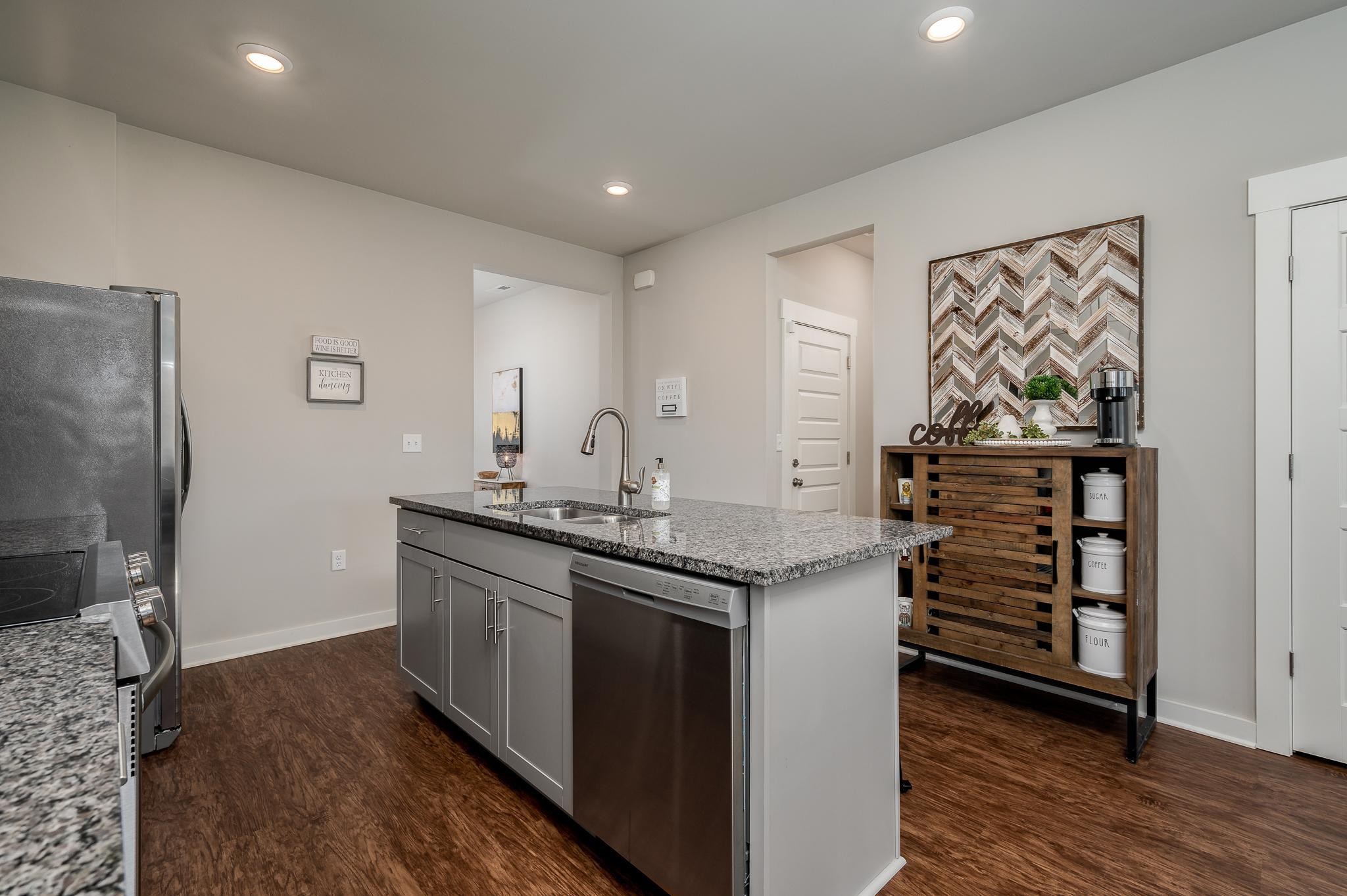 4214 Aragorn Way