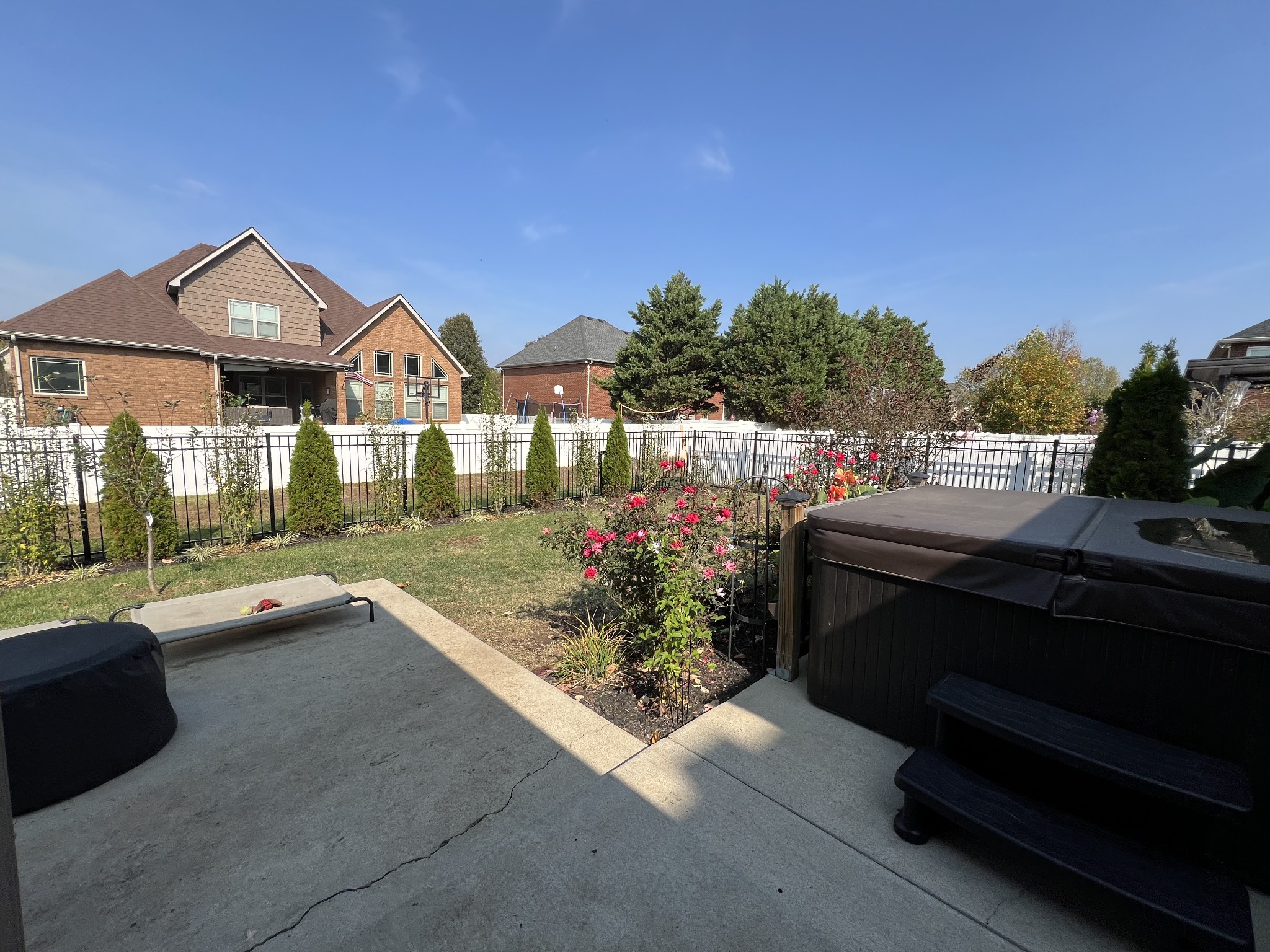 5152 Starnes Dr
