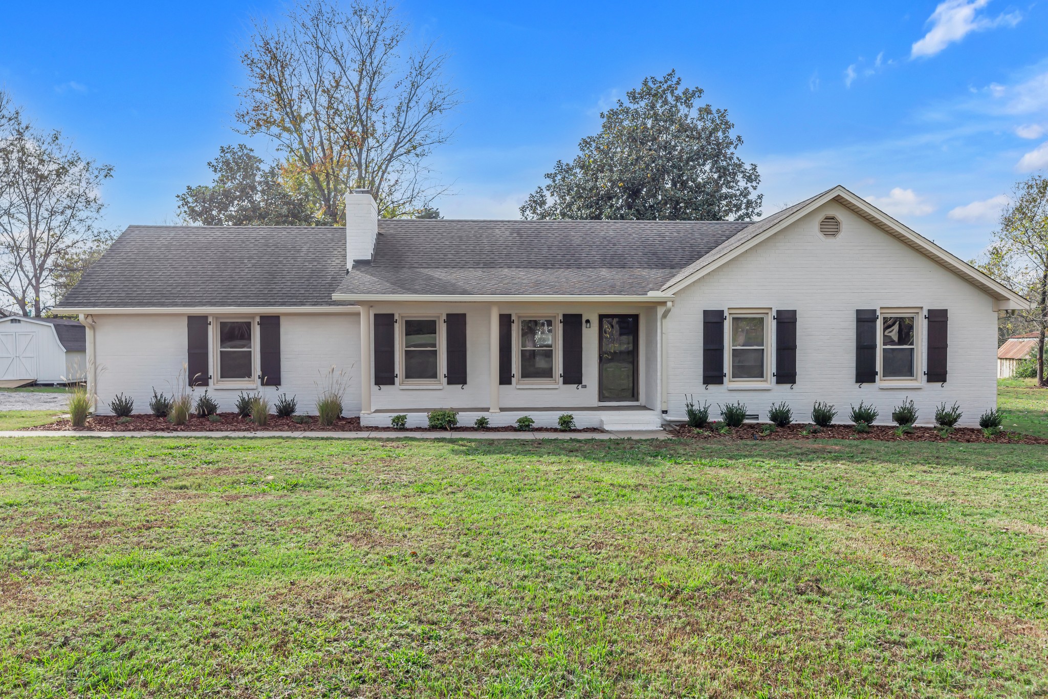 2901 Bridle Dr