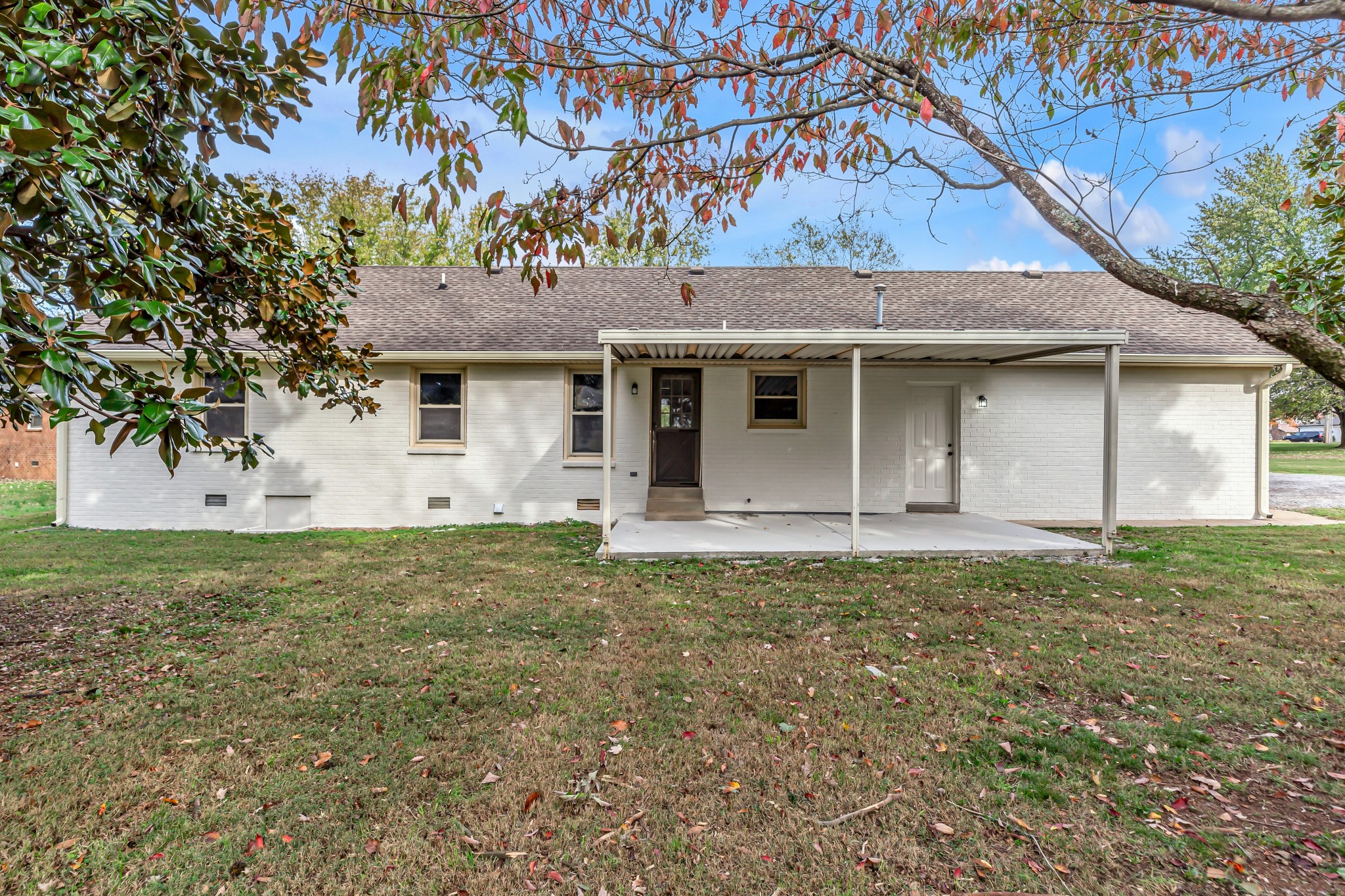 2901 Bridle Dr