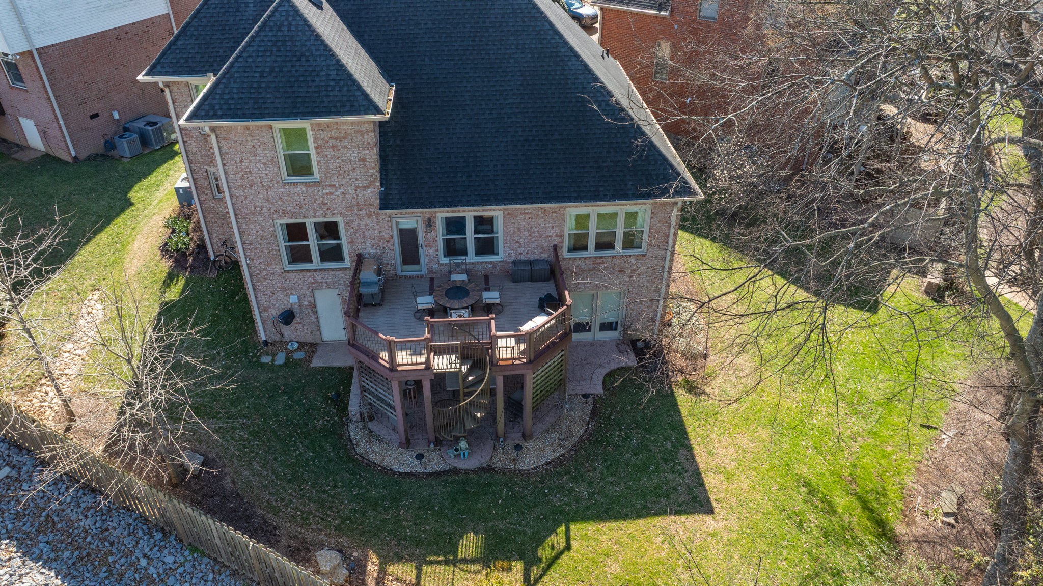 609 Rivercrest Way
