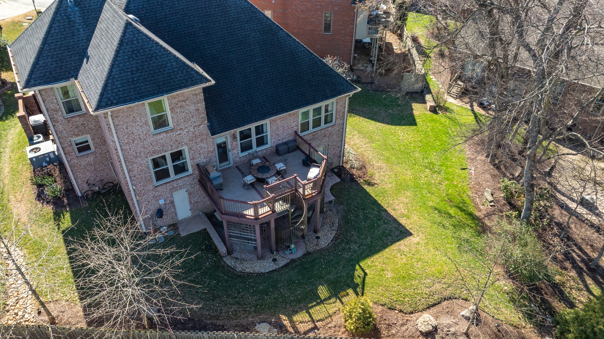 609 Rivercrest Way