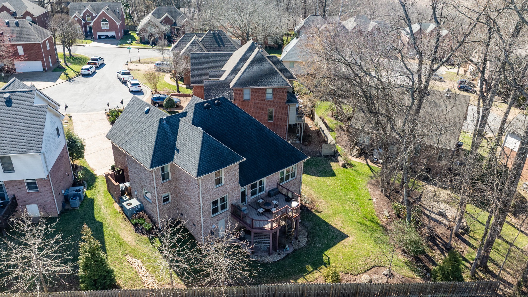 609 Rivercrest Way