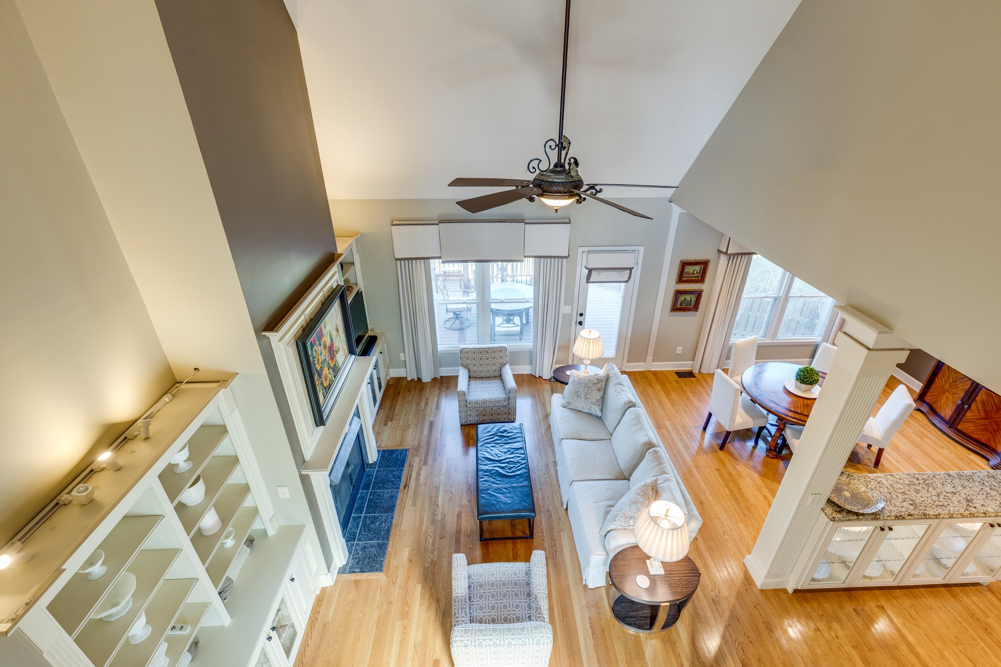 609 Rivercrest Way