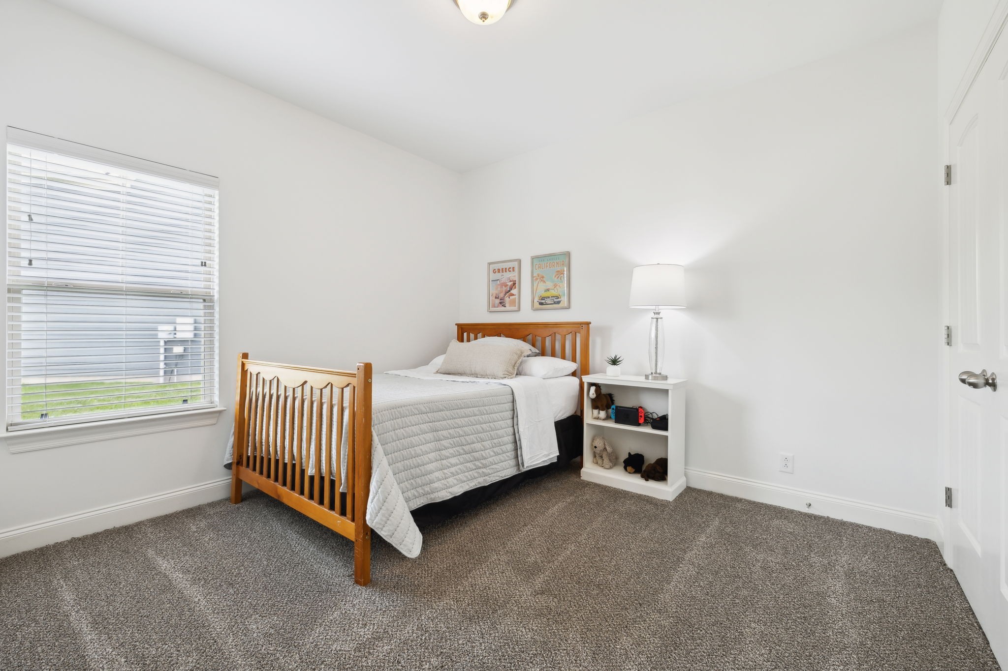 1216 Avery Dr