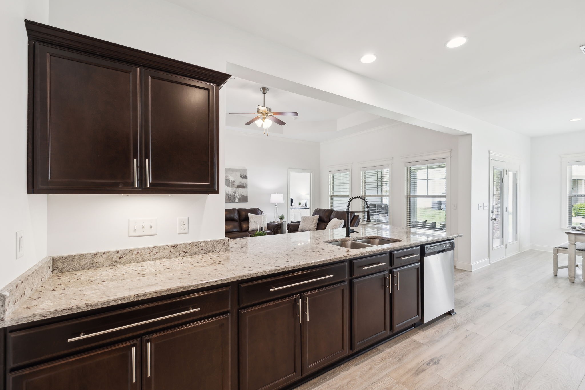 1216 Avery Dr