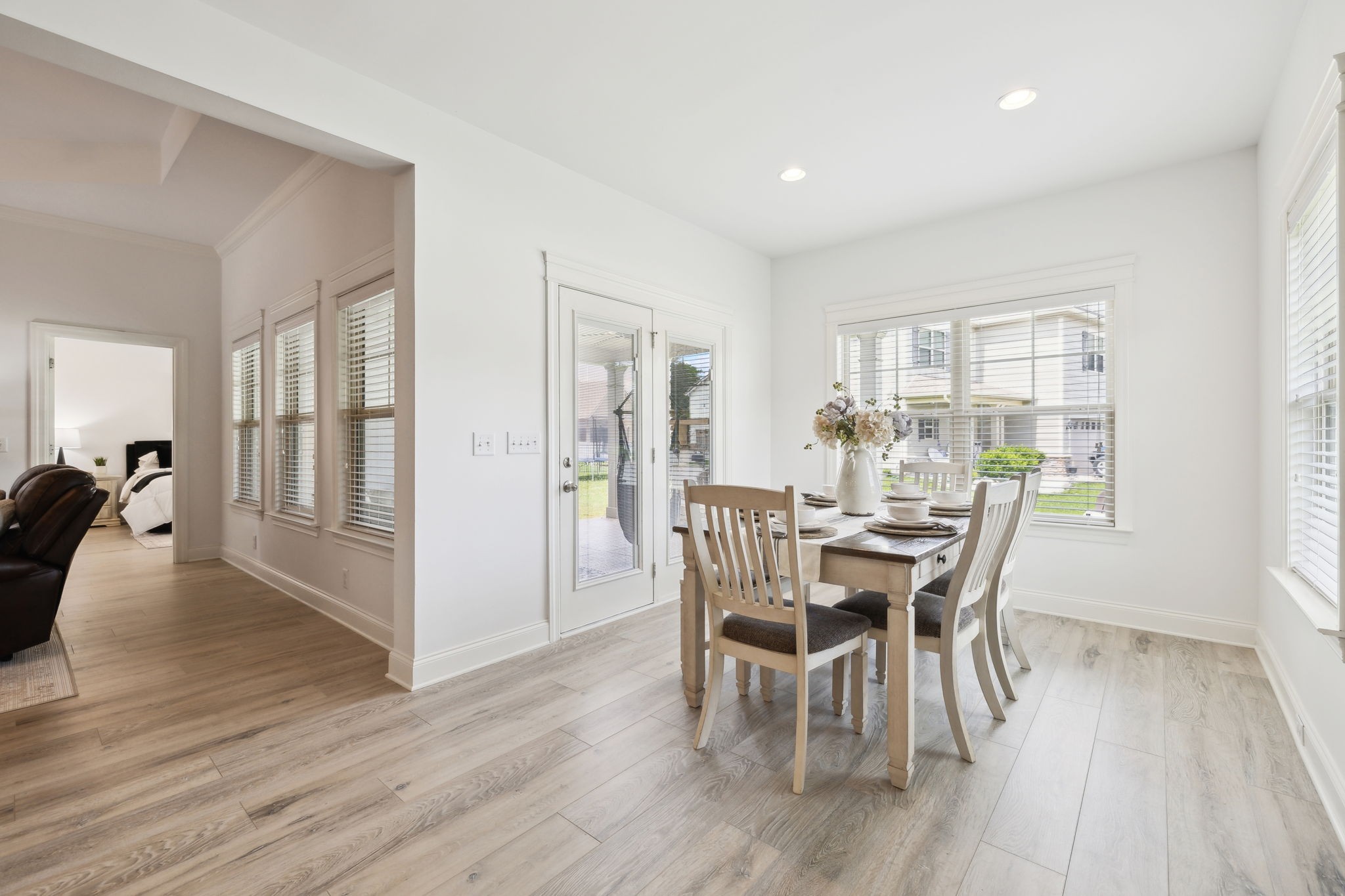 1216 Avery Dr