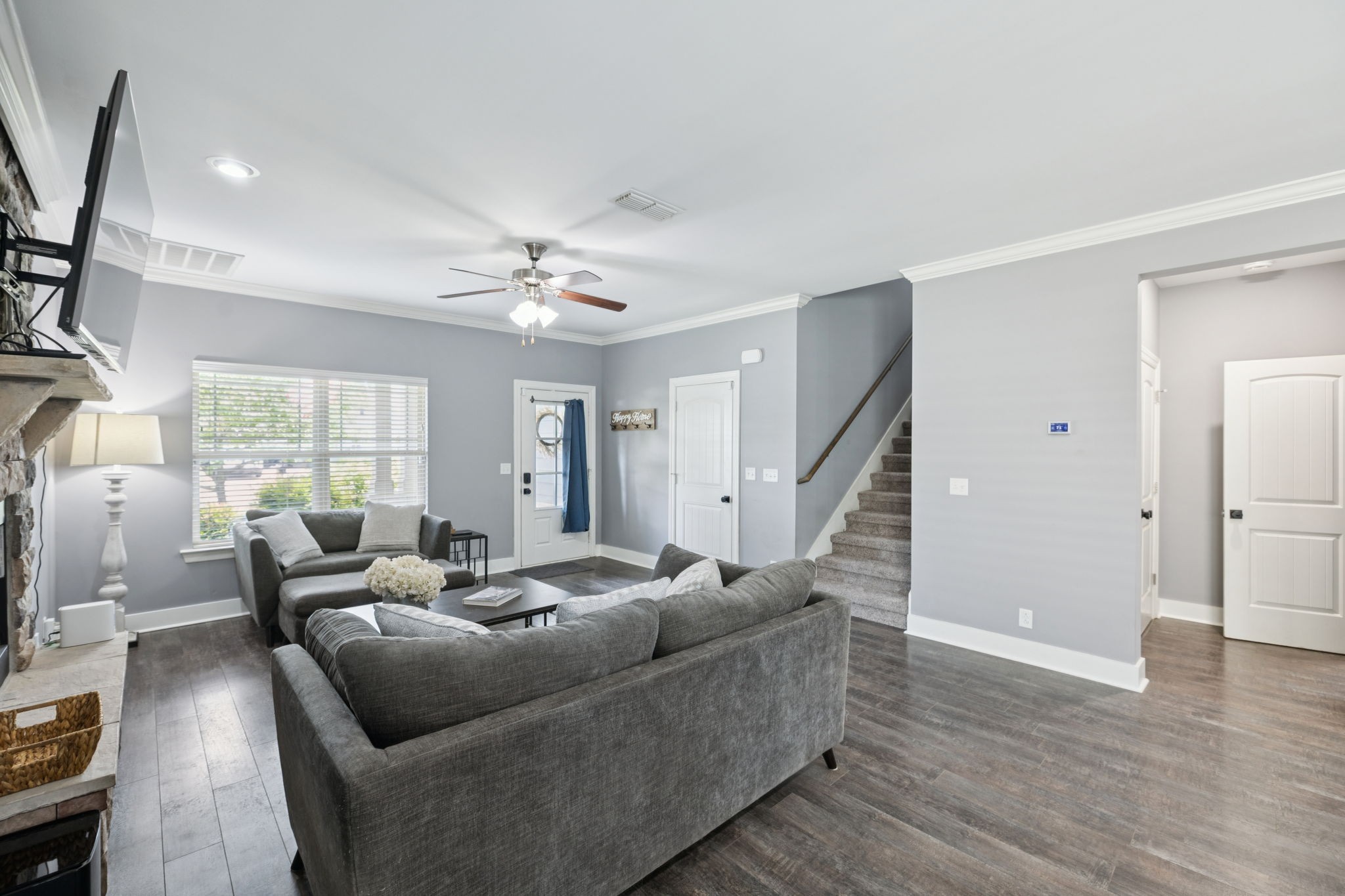5846 Enclave Dr