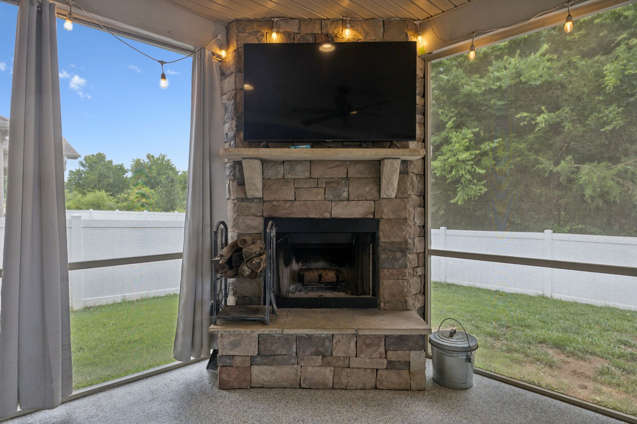 5846 Enclave Dr