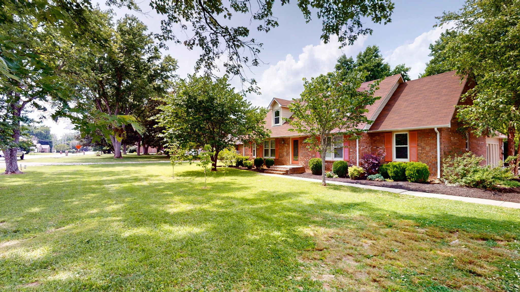 1188 Peebles Dr