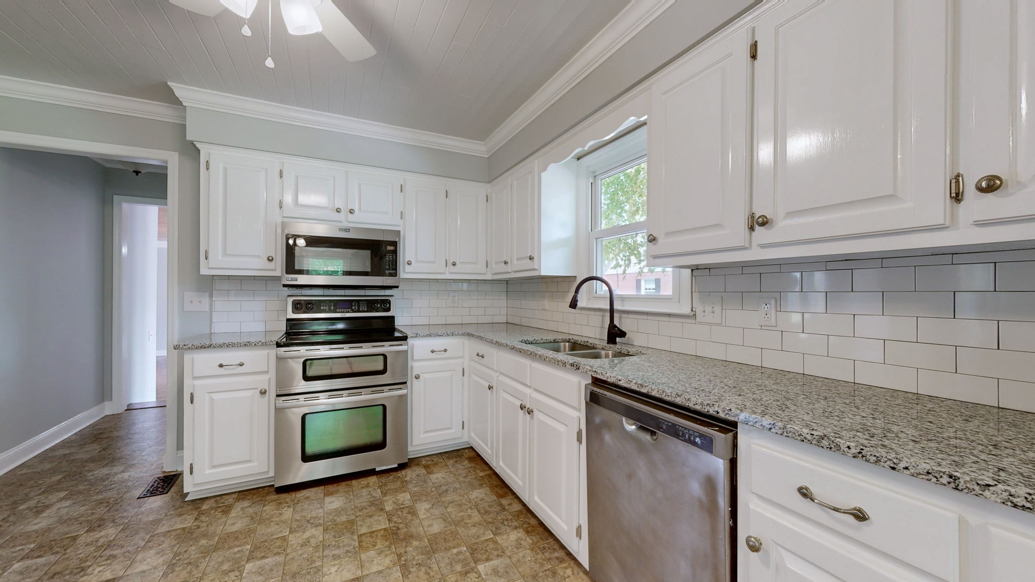 1188 Peebles Dr