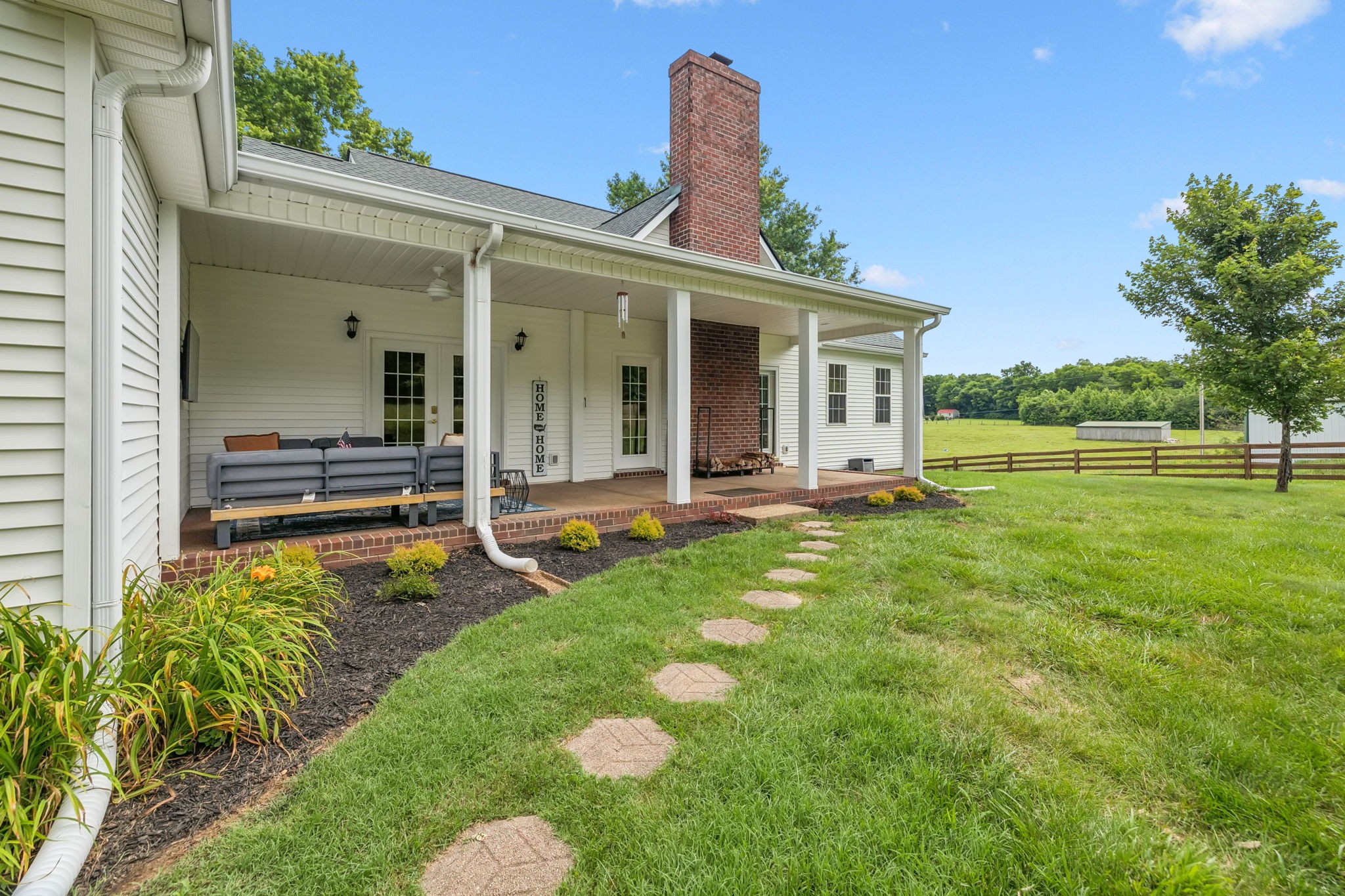 1387 Floyd Rd