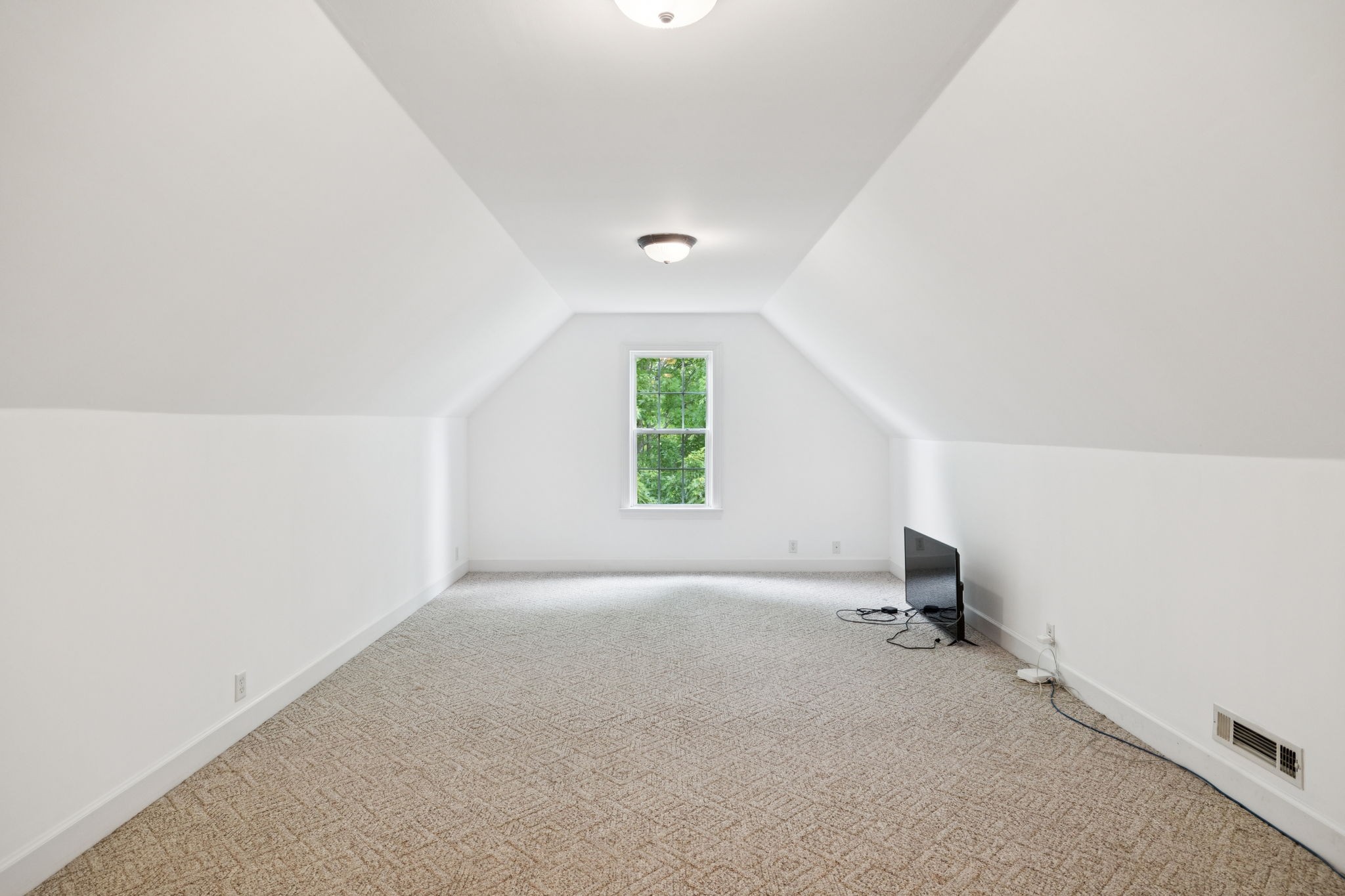 1387 Floyd Rd