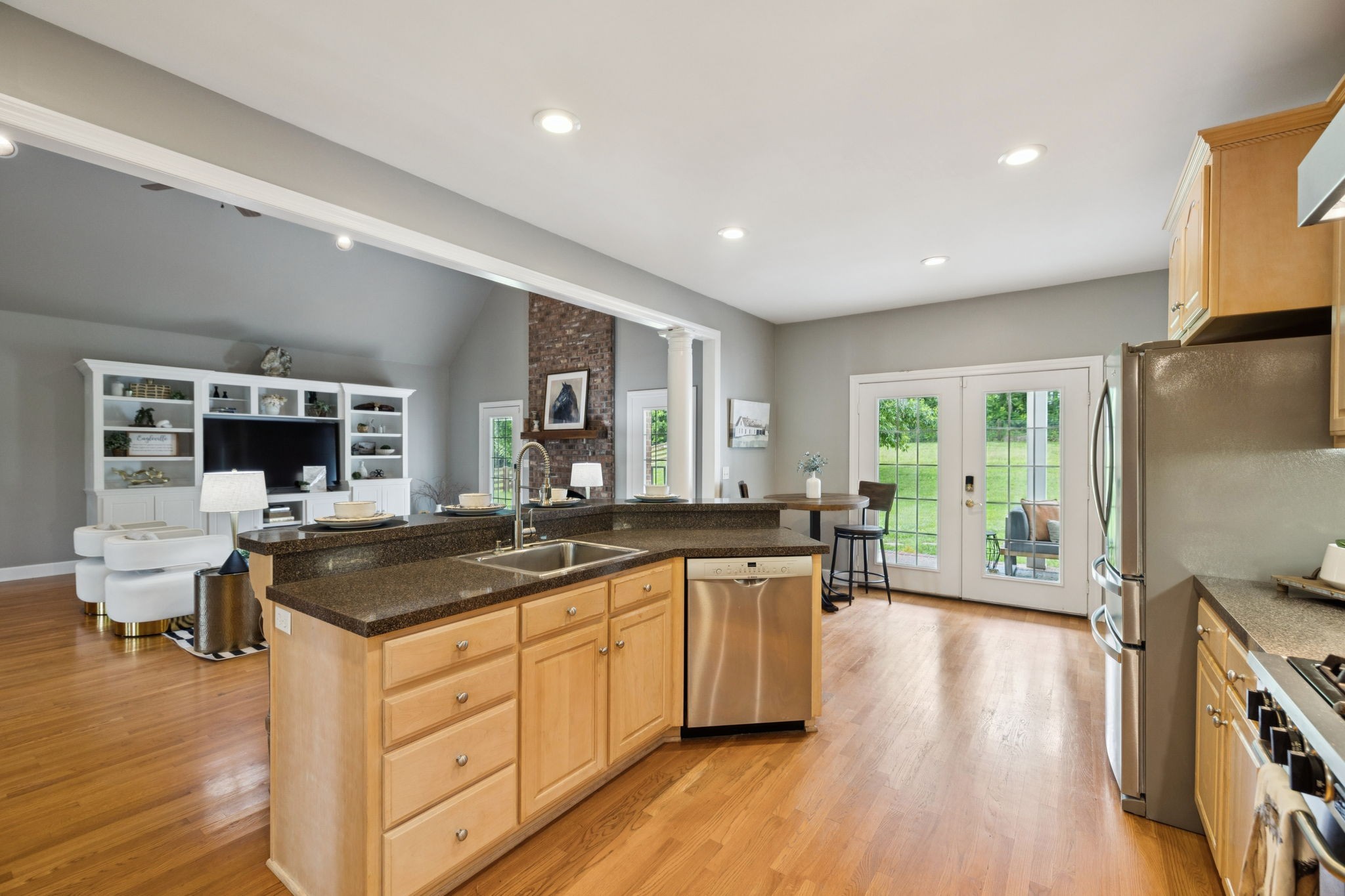 1387 Floyd Rd