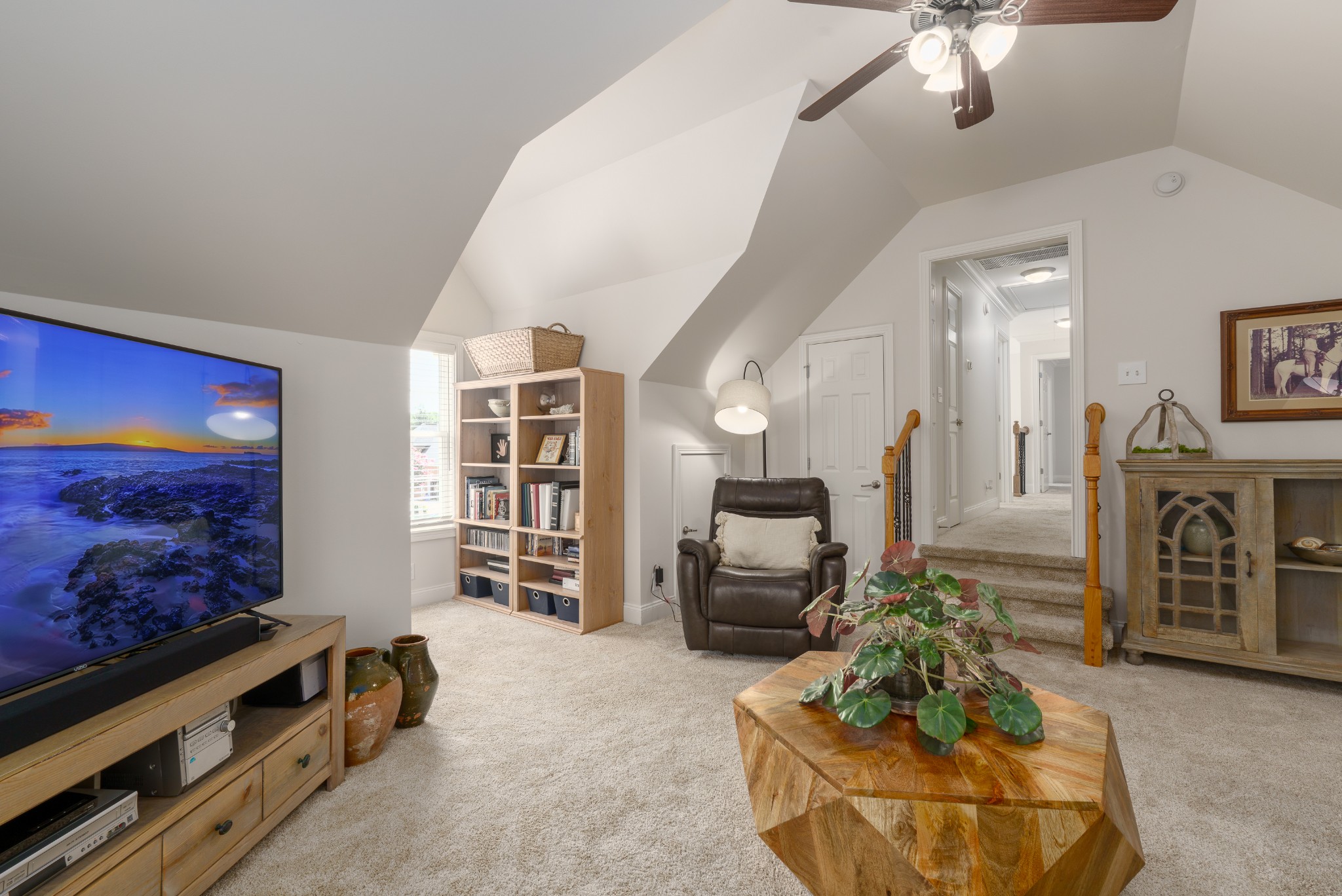 2208 Oakside Ct