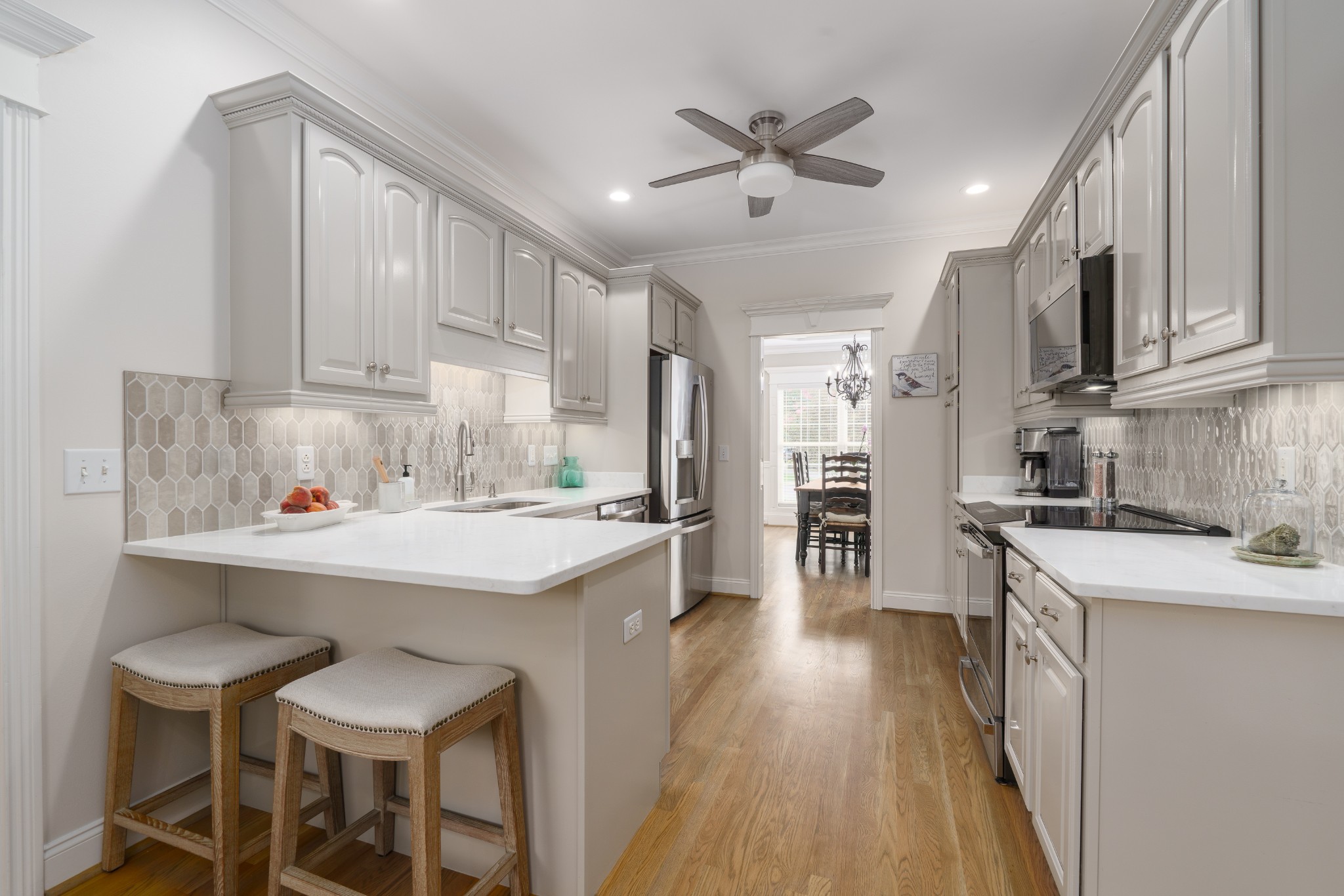 2208 Oakside Ct