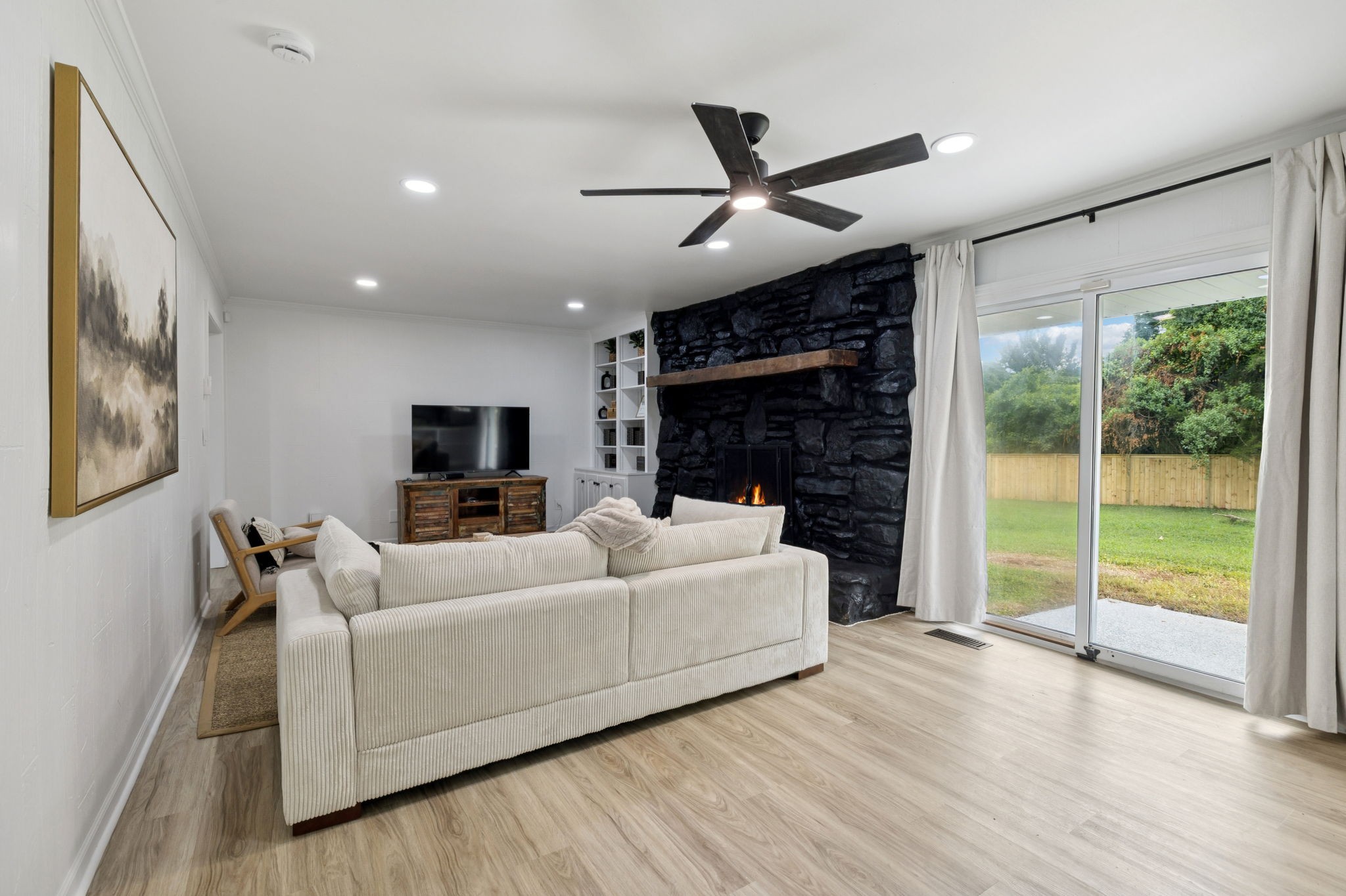 6904 Old Nashville Hwy