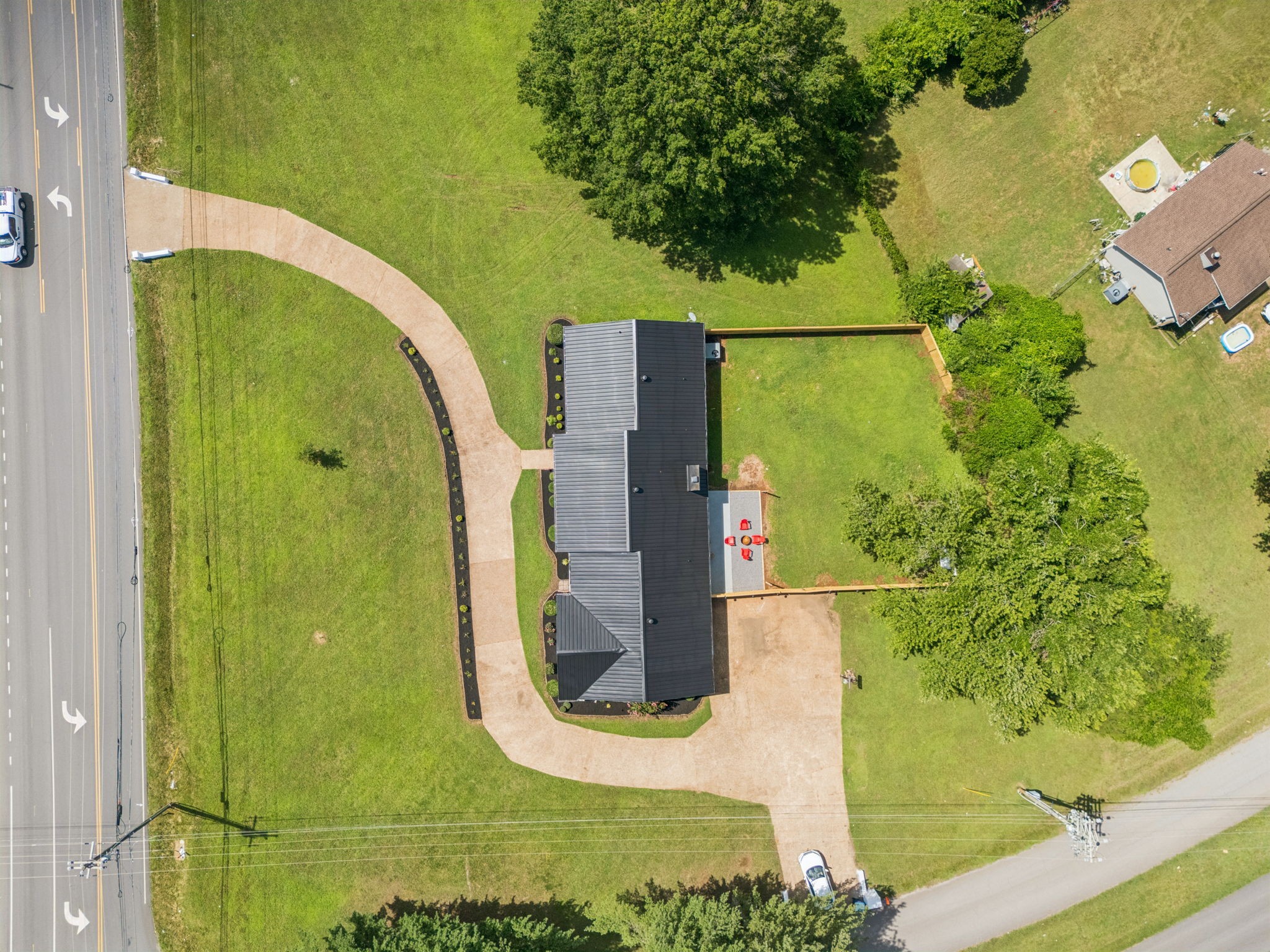 6904 Old Nashville Hwy