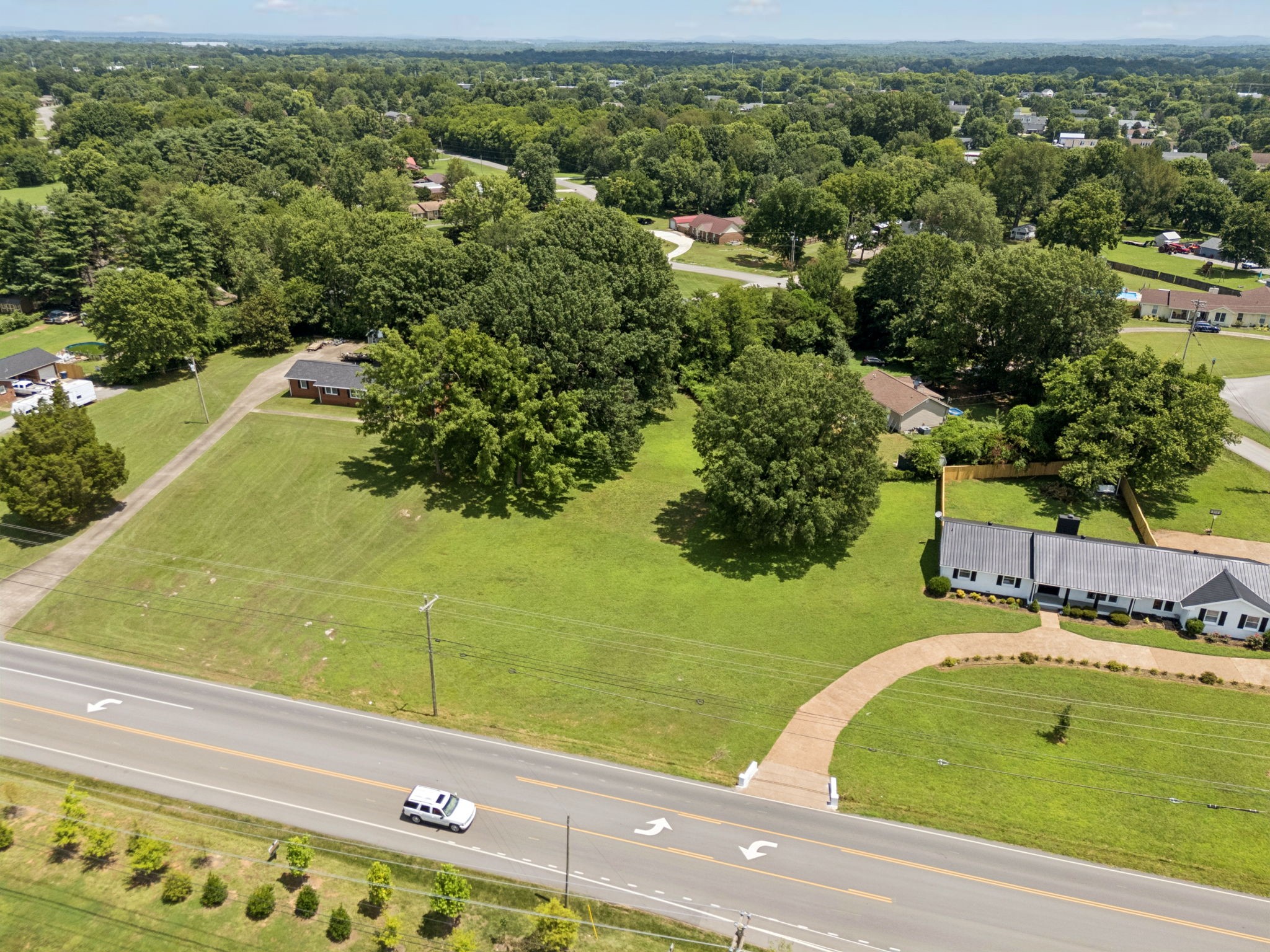 6904 Old Nashville Hwy