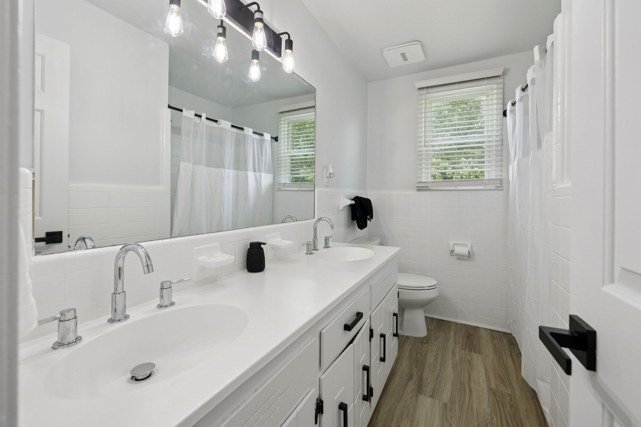 6904 Old Nashville Hwy