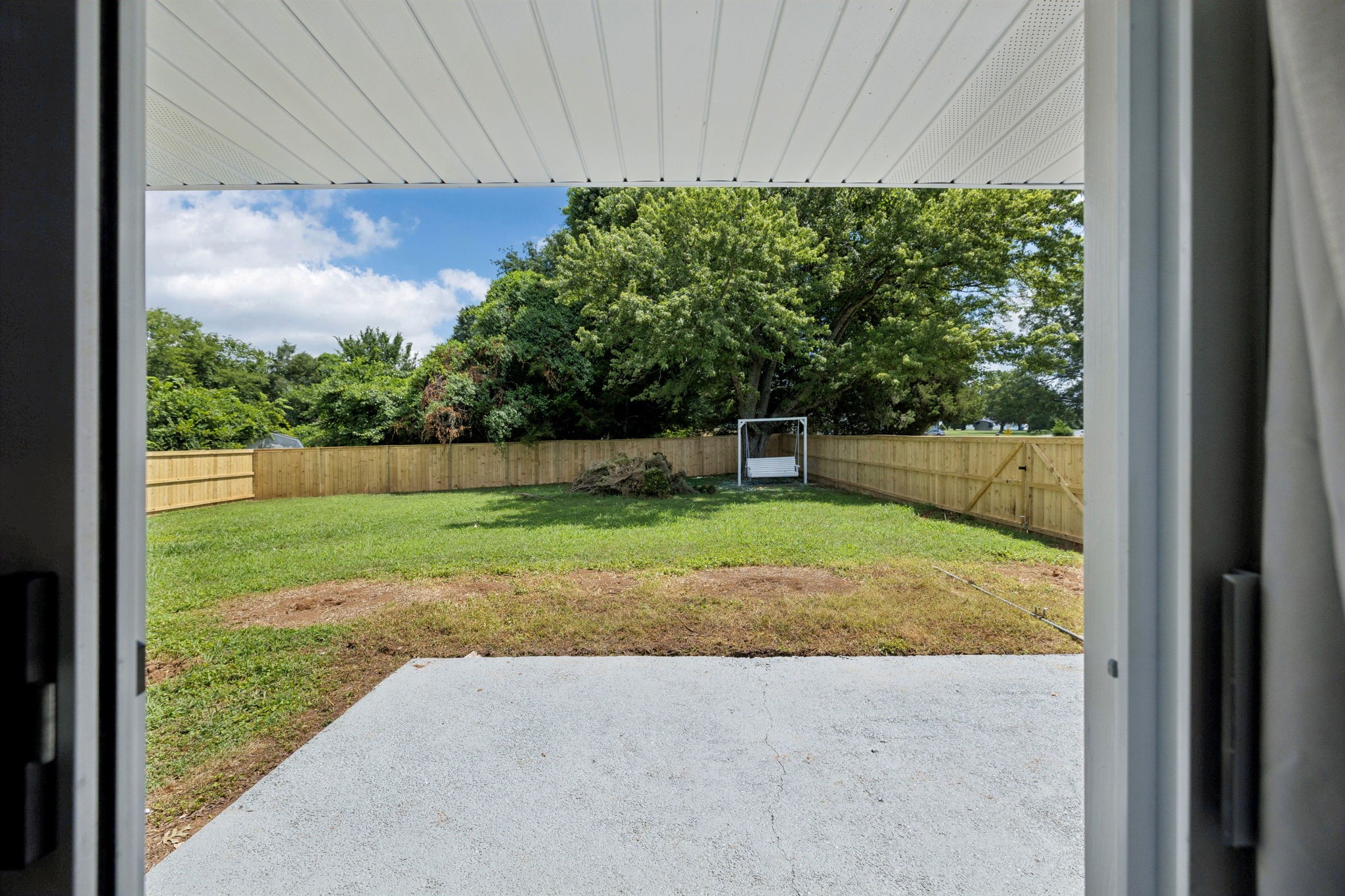 6904 Old Nashville Hwy