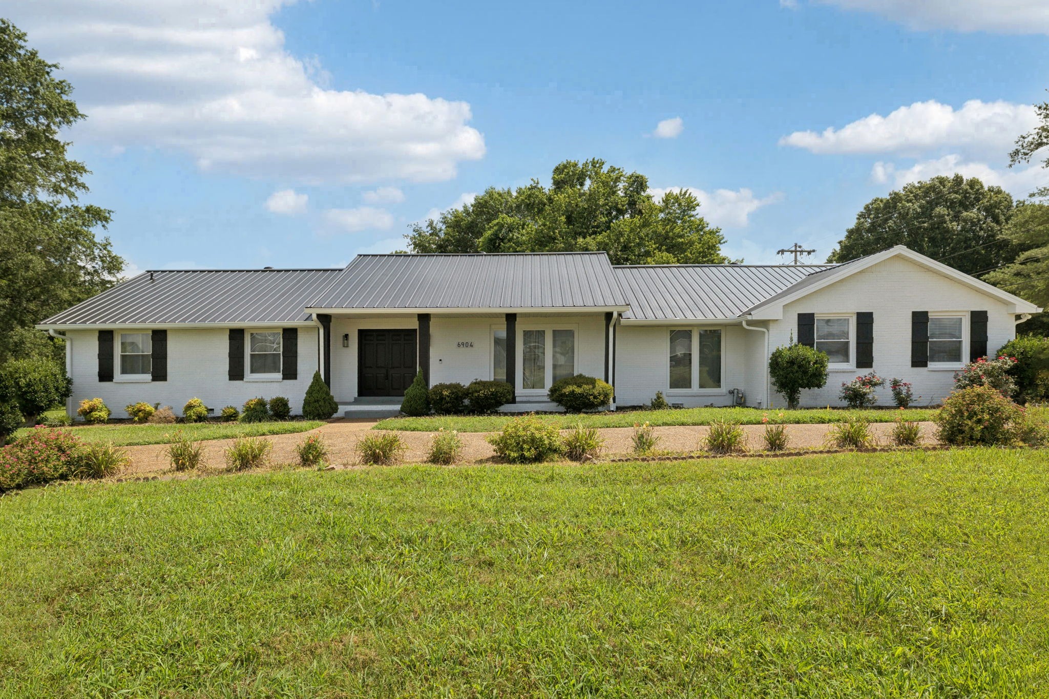 6904 Old Nashville Hwy