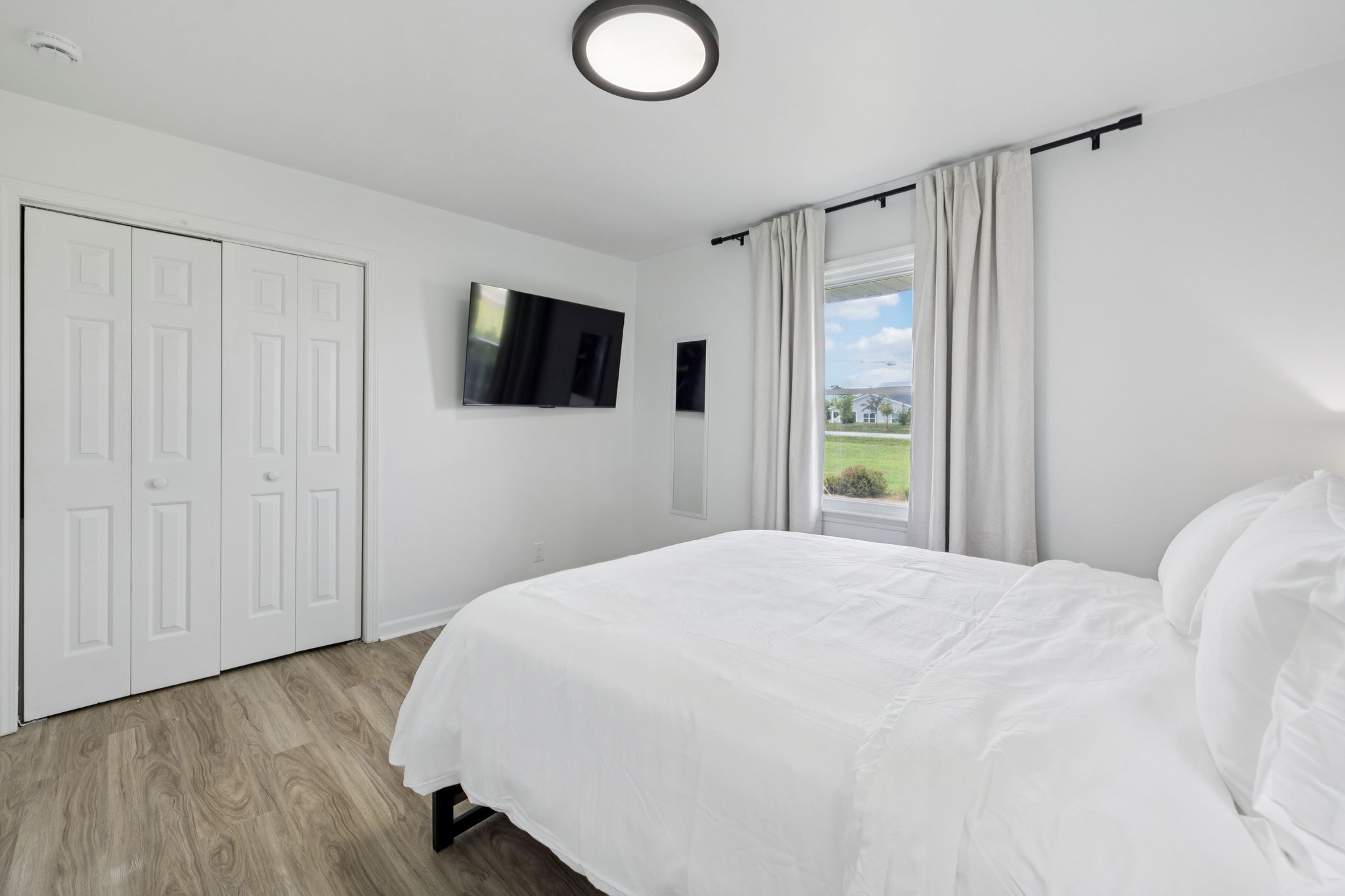 6904 Old Nashville Hwy